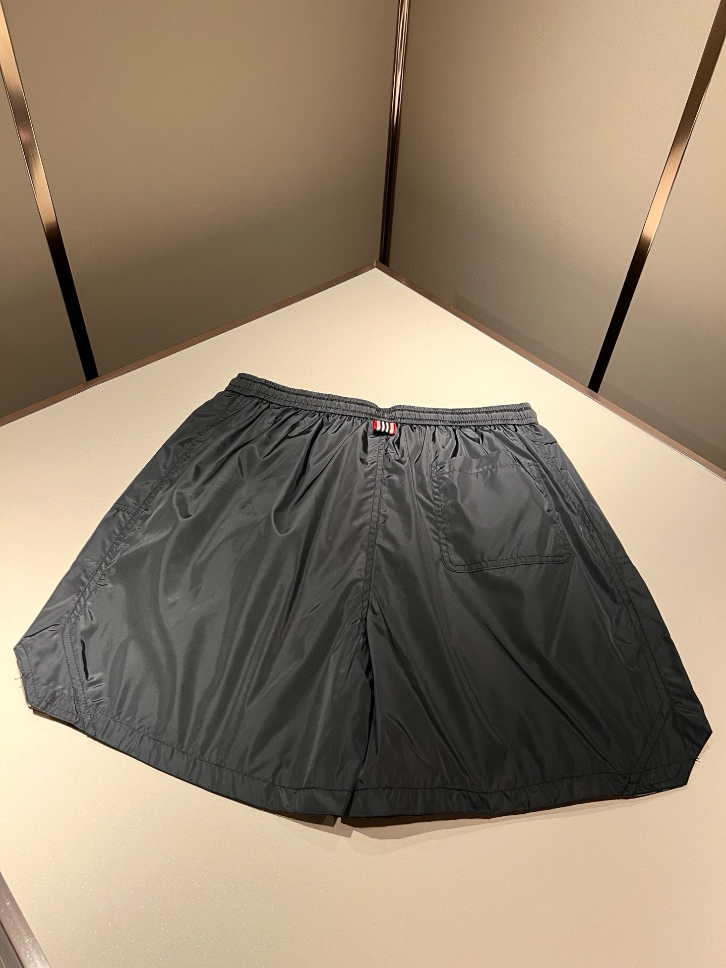  BURBER*Y巴*莉 2025春夏新款休闲百搭男女同款👫休闲短裤！贸易公司渠道稀出，同步官网发售！裤