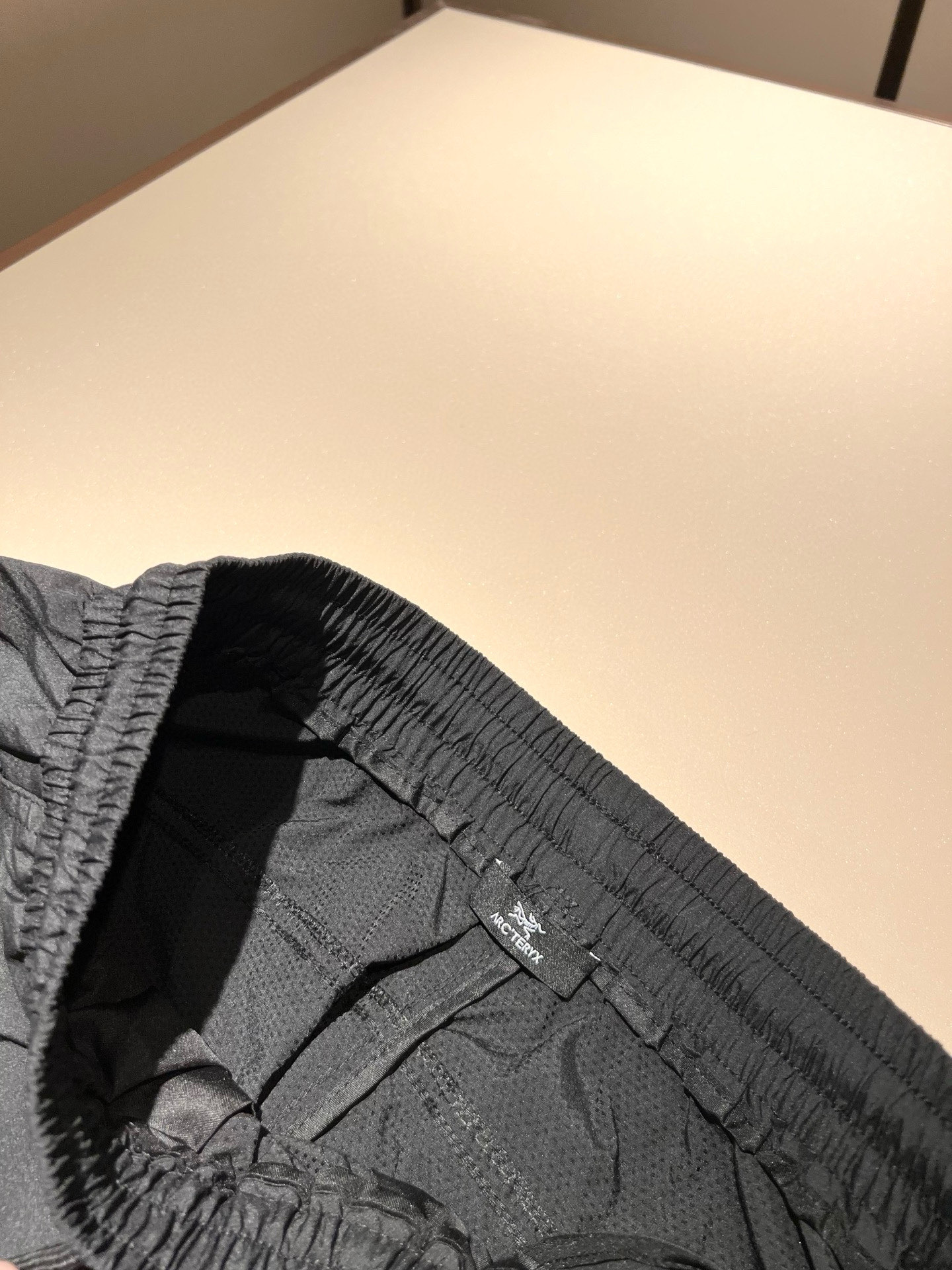  ARCTER*X始*祖鸟 2025春夏新款休闲运动风格休闲短裤裤，户外品牌可能大家第一想到的就是加拿大