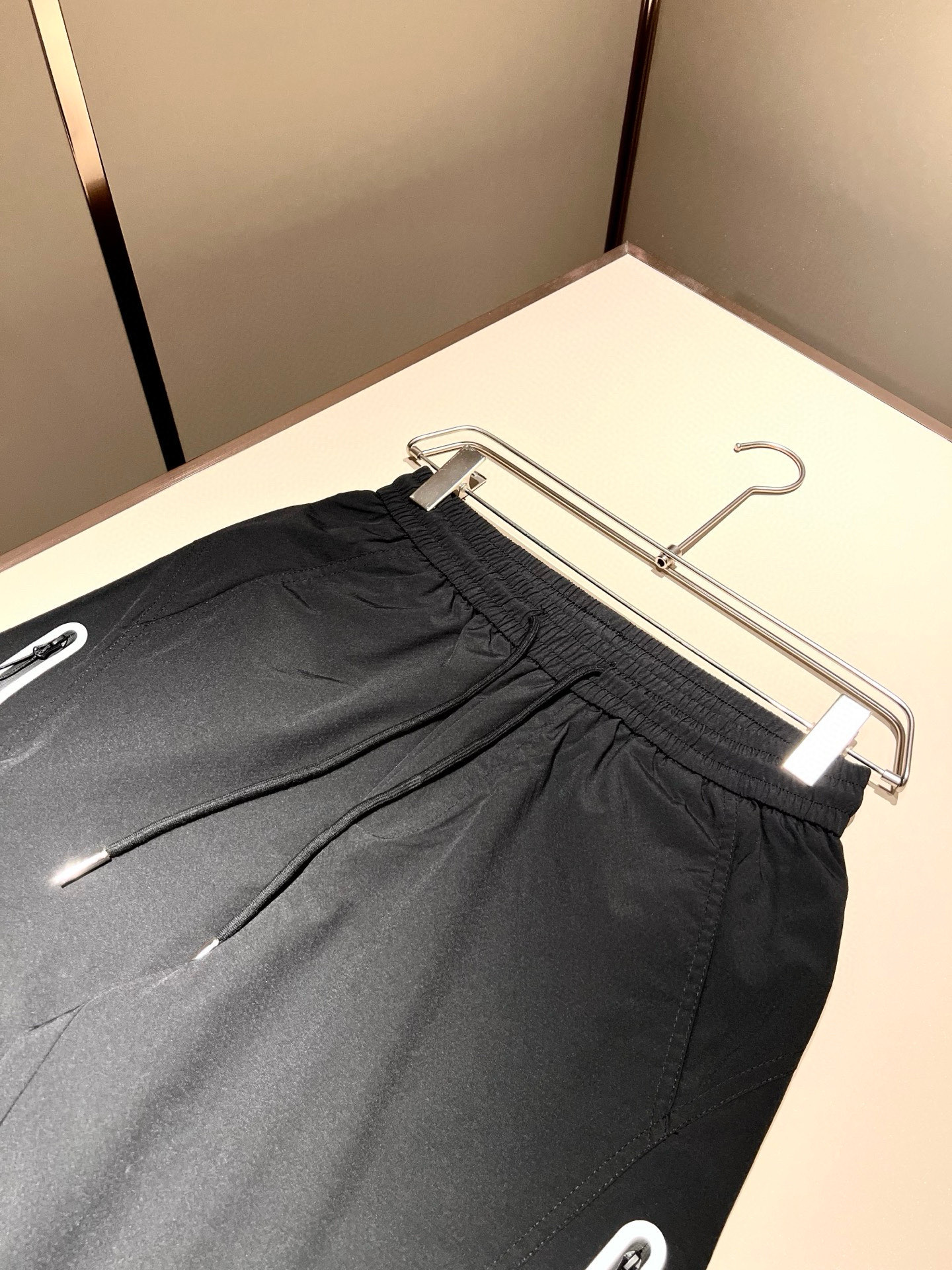  ARCTER*X始*祖鸟 2025春夏新款休闲运动风格休闲短裤裤，户外品牌可能大家第一想到的就是加拿大