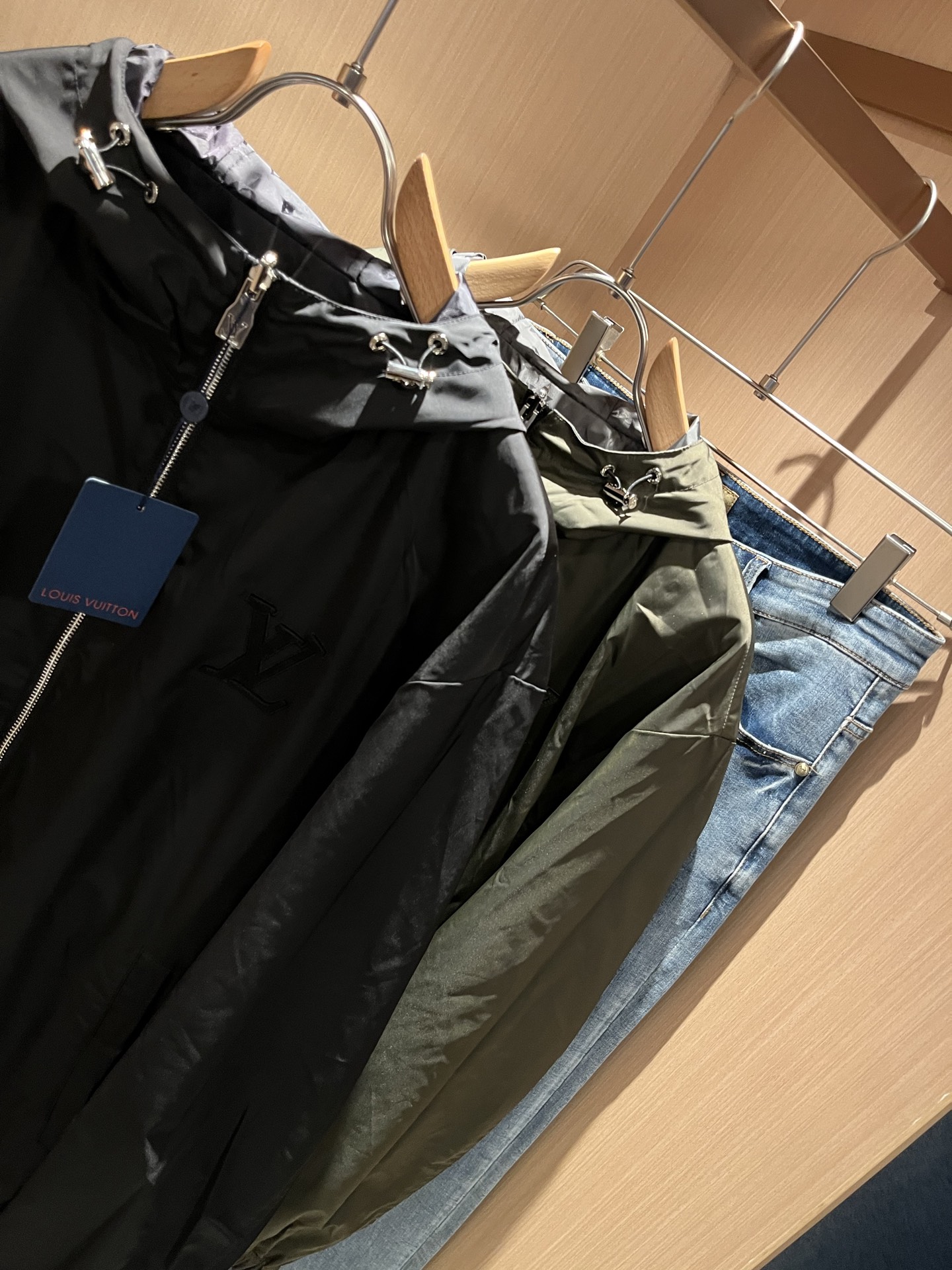  Louis Vuit*on 路易*登 2025秋冬新款轻奢双面穿Monogram立体暗纹工艺男女同款👫