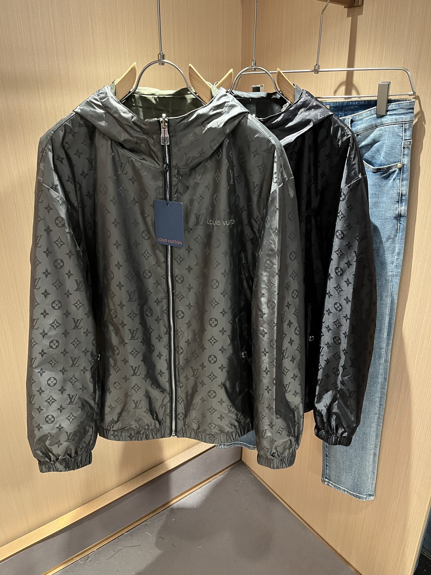  Louis Vuit*on 路易*登 2025秋冬新款轻奢双面穿Monogram立体暗纹工艺男女同款👫