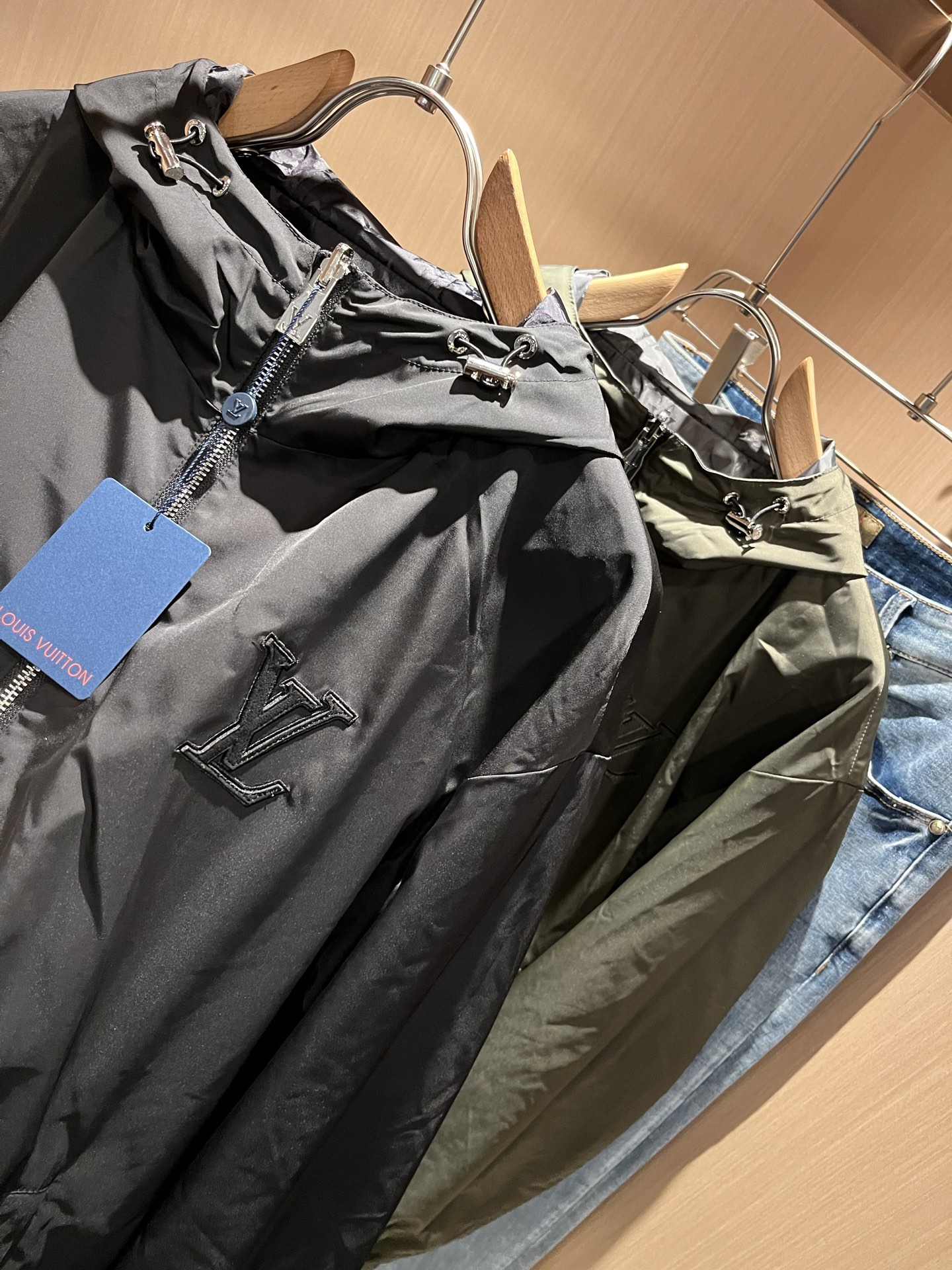  Louis Vuit*on 路易*登 2025秋冬新款轻奢双面穿Monogram立体暗纹工艺男女同款👫