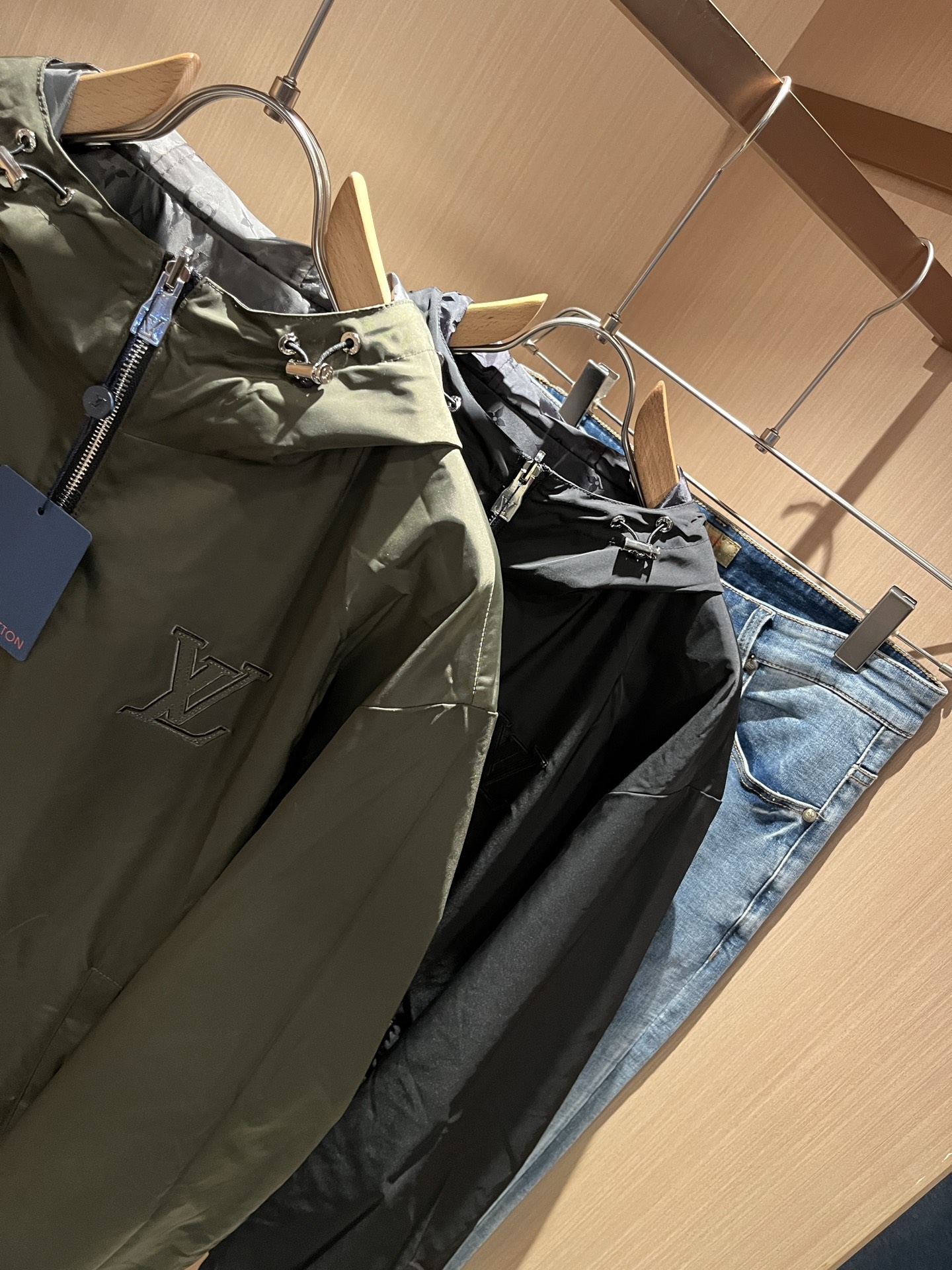  Louis Vuit*on 路易*登 2025秋冬新款轻奢双面穿Monogram立体暗纹工艺男女同款👫