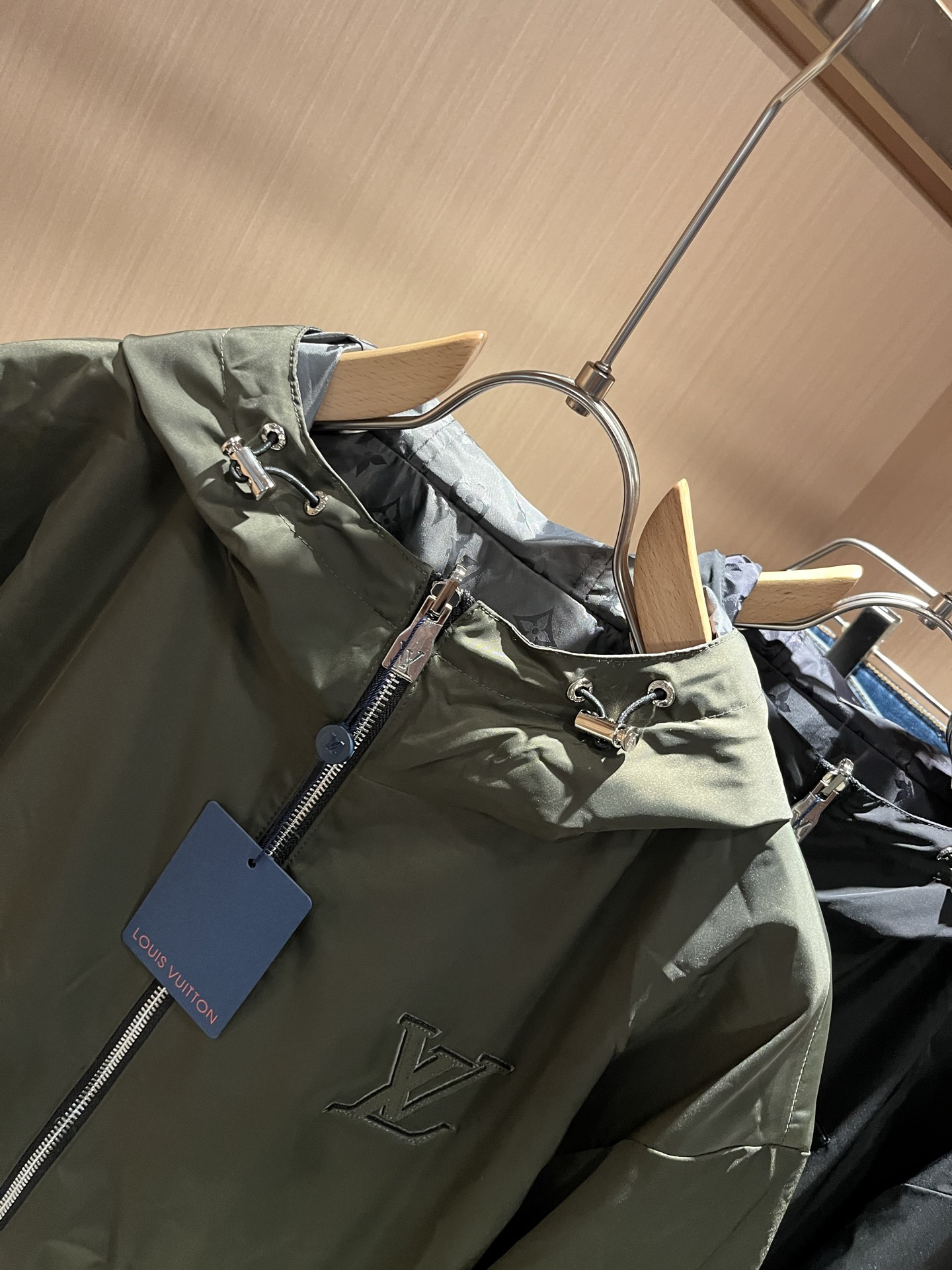  Louis Vuit*on 路易*登 2025秋冬新款轻奢双面穿Monogram立体暗纹工艺男女同款👫