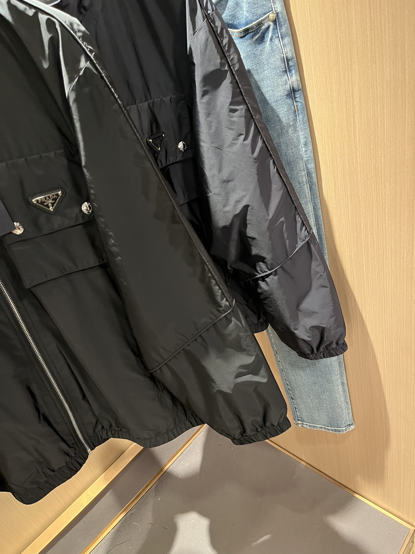 PRAD*A普*达2025秋冬休闲夹克外套，最新时尚休闲拉链夹克，时尚夹克外套!贸易公司渠道稀出，同步官