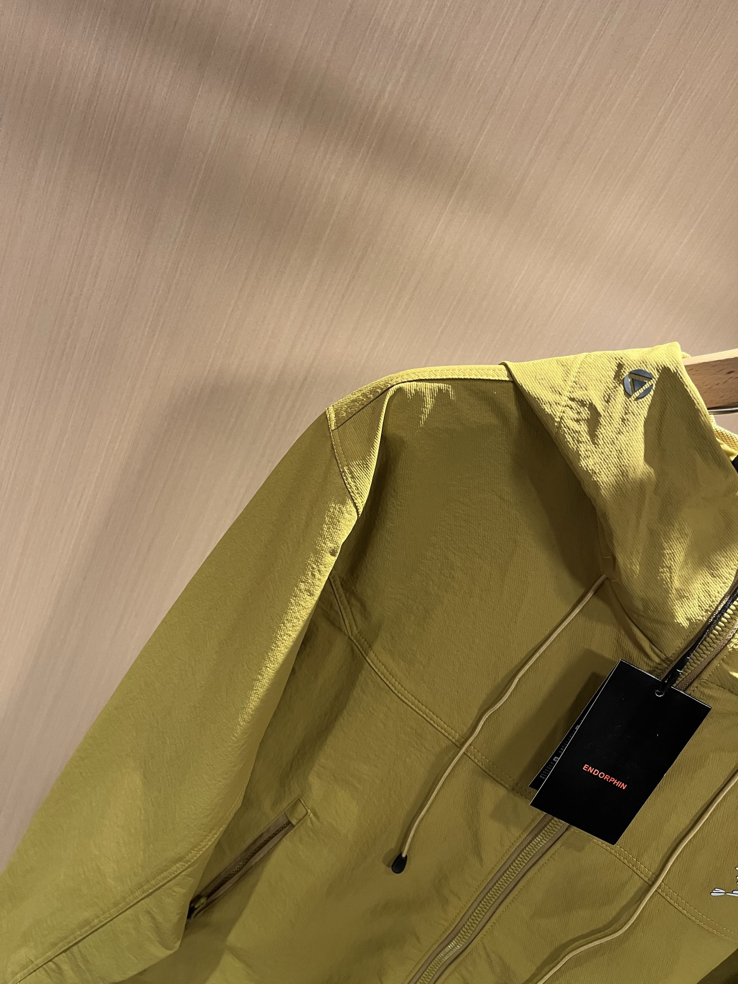  ARCTER*X始*祖鸟 2025秋冬新款男女同款👫夹克外套，户外品牌可能大家第一想到的就是加拿大鹅、