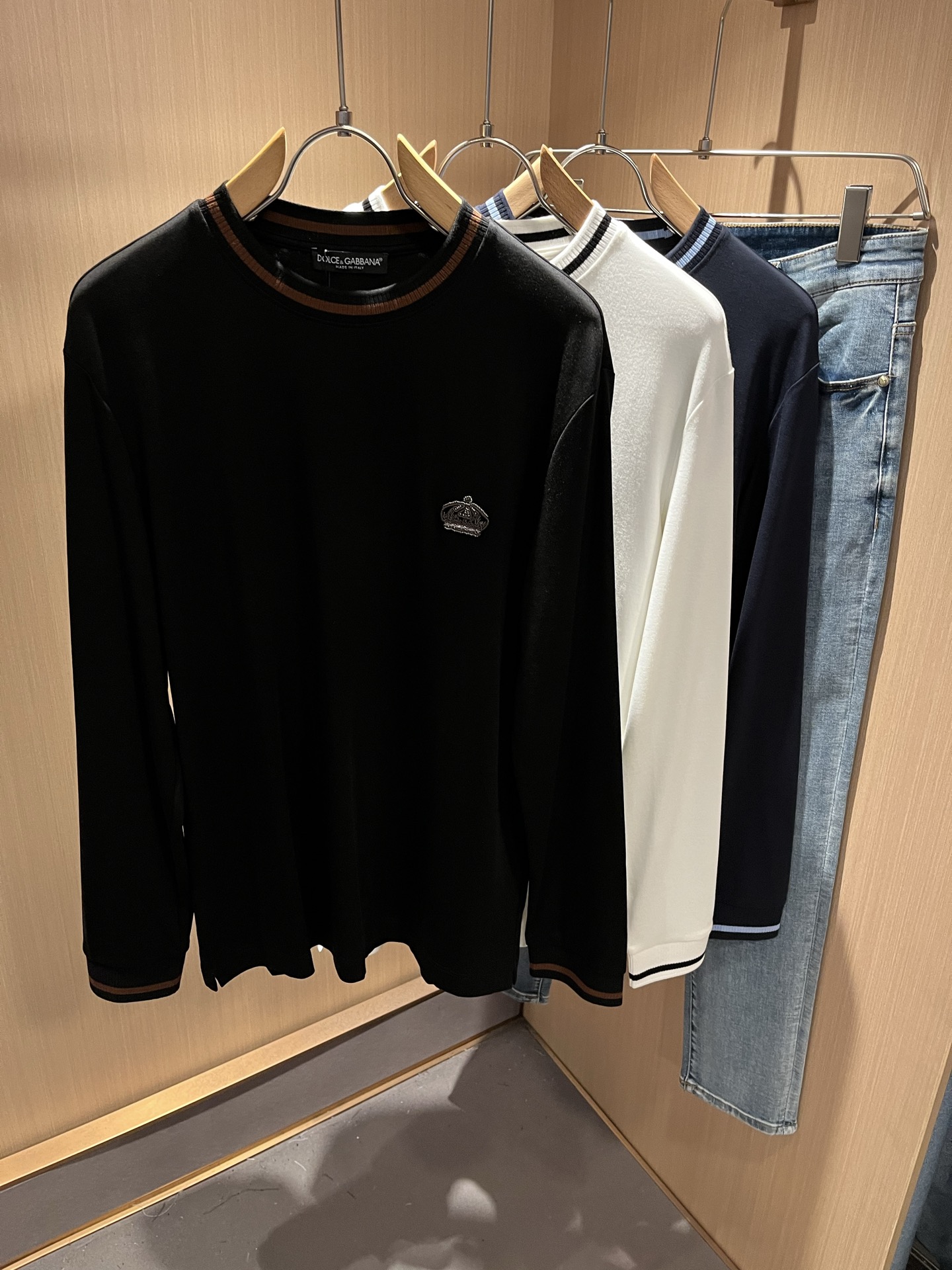  Dolce&Gabba*a 杜嘉*纳2025秋冬新款男女同款👫打底长袖T恤，专柜同步发售！定制专属纯棉