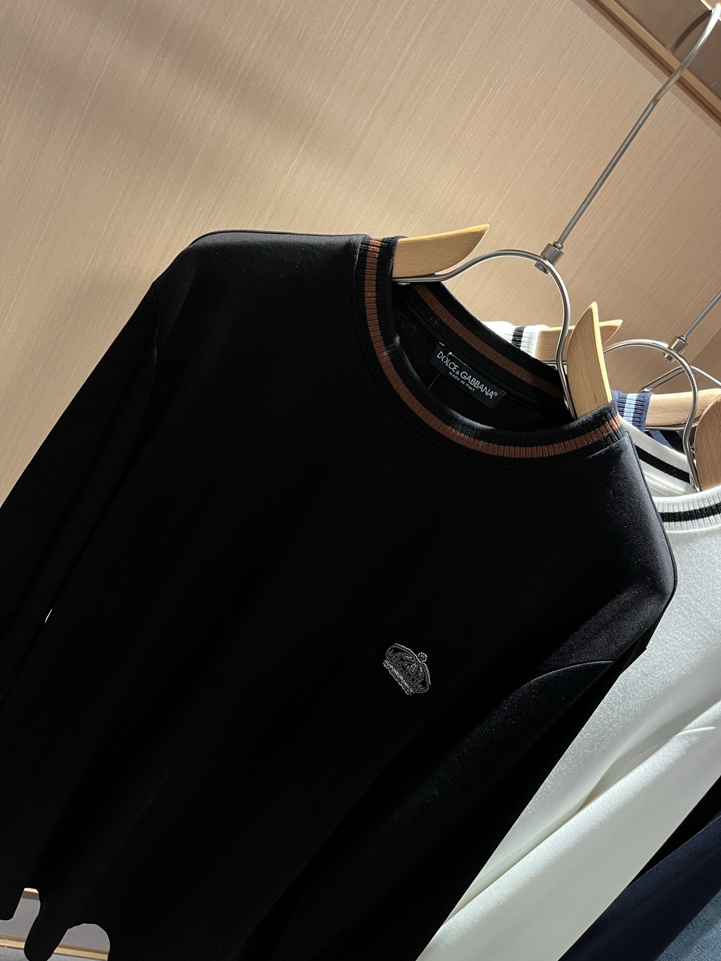  Dolce&Gabba*a 杜嘉*纳2025秋冬新款男女同款👫打底长袖T恤，专柜同步发售！定制专属纯棉