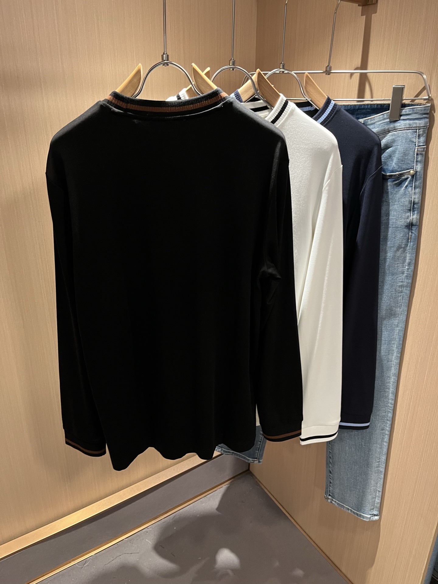  Dolce&Gabba*a 杜嘉*纳2025秋冬新款男女同款👫打底长袖T恤，专柜同步发售！定制专属纯棉