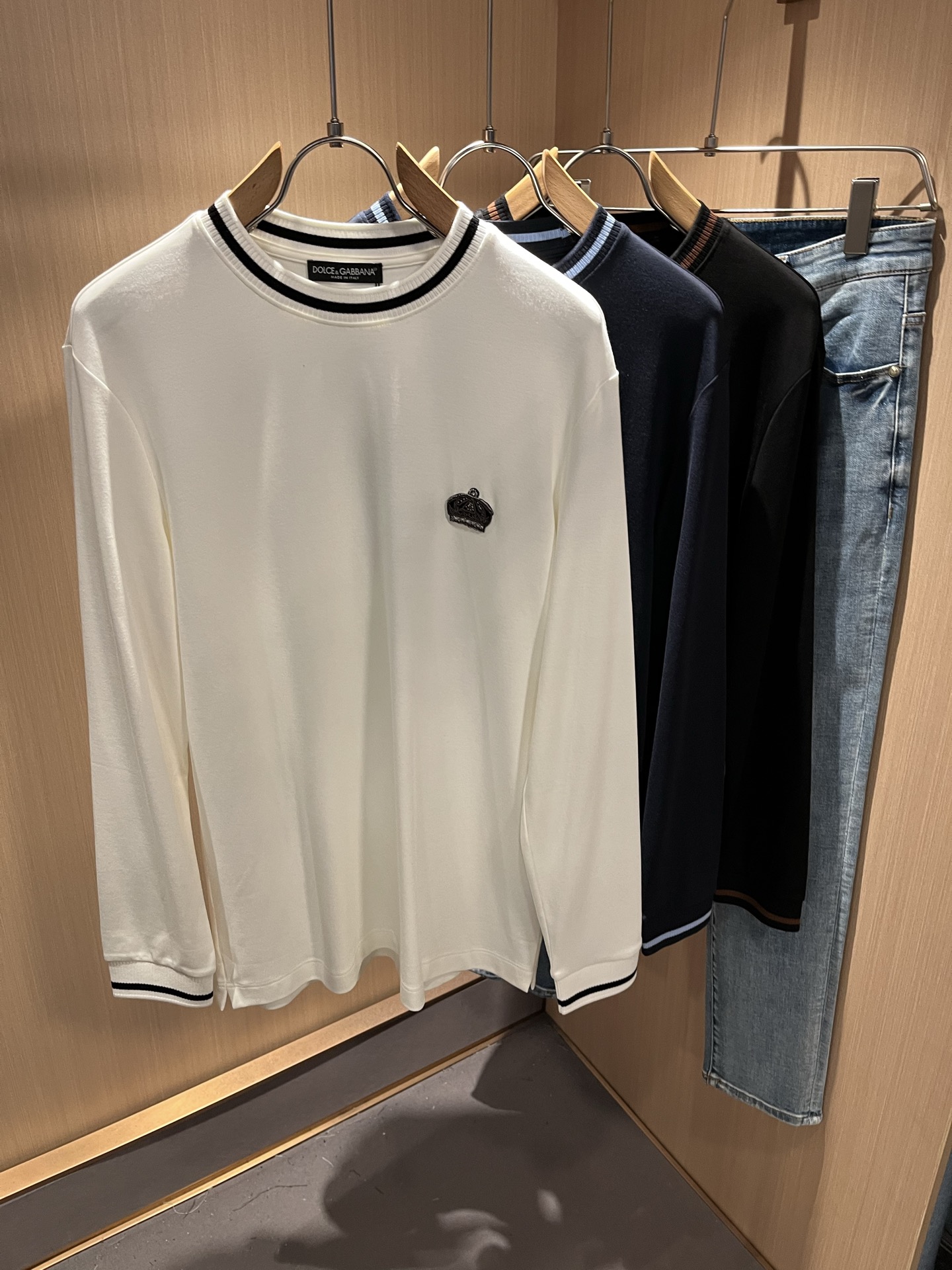  Dolce&Gabba*a 杜嘉*纳2025秋冬新款男女同款👫打底长袖T恤，专柜同步发售！定制专属纯棉