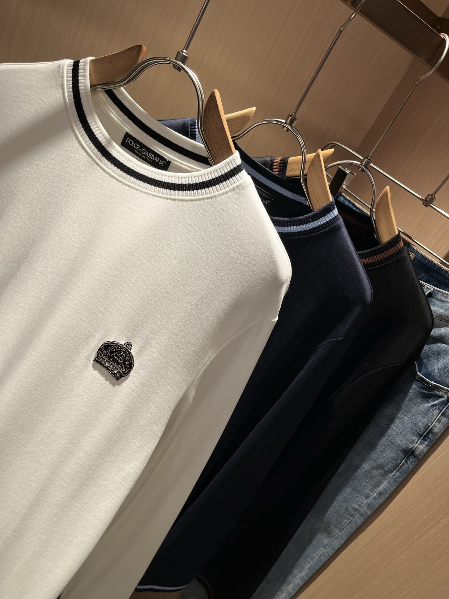  Dolce&Gabba*a 杜嘉*纳2025秋冬新款男女同款👫打底长袖T恤，专柜同步发售！定制专属纯棉