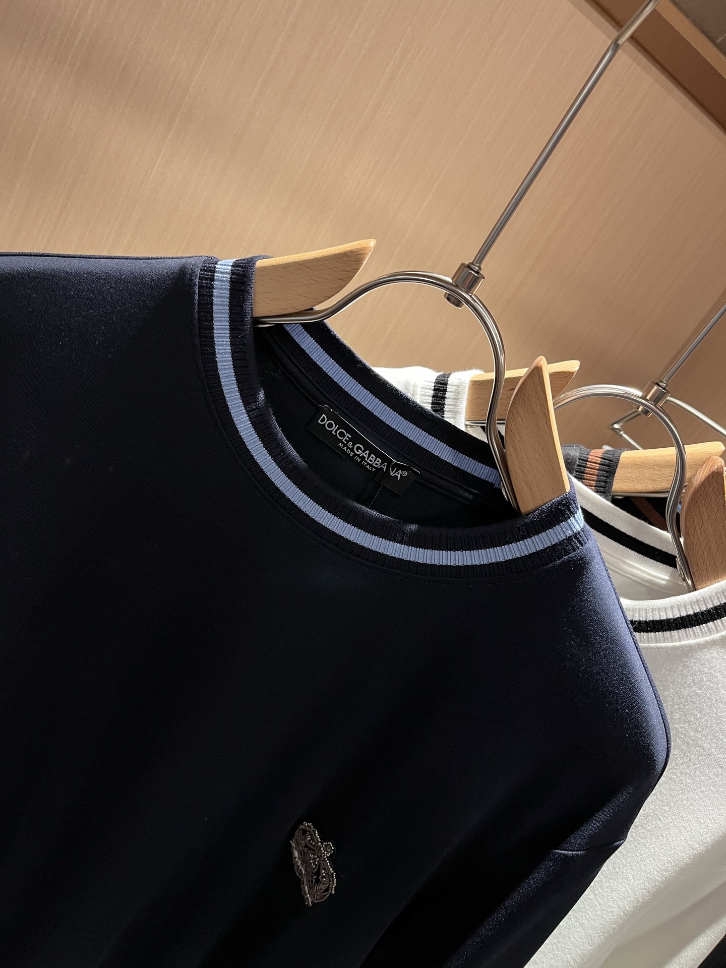  Dolce&Gabba*a 杜嘉*纳2025秋冬新款男女同款👫打底长袖T恤，专柜同步发售！定制专属纯棉