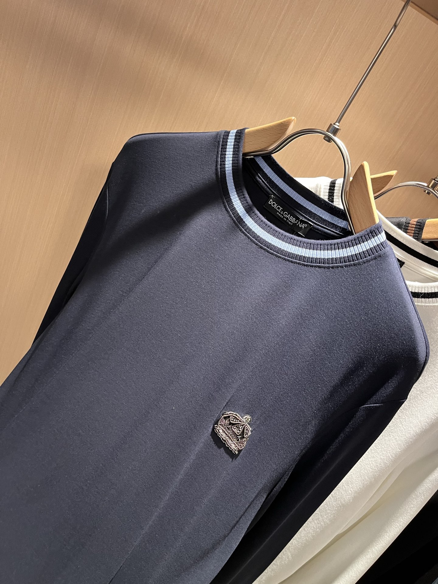  Dolce&Gabba*a 杜嘉*纳2025秋冬新款男女同款👫打底长袖T恤，专柜同步发售！定制专属纯棉
