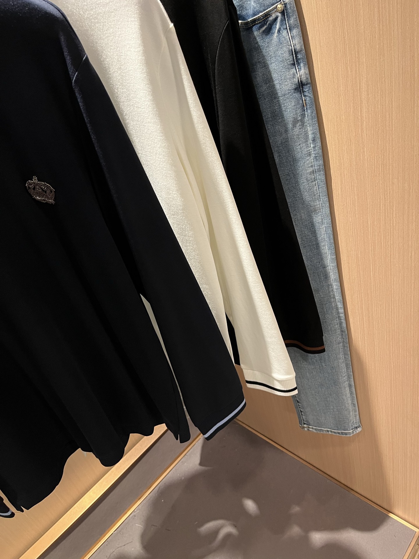  Dolce&Gabba*a 杜嘉*纳2025秋冬新款男女同款👫打底长袖T恤，专柜同步发售！定制专属纯棉