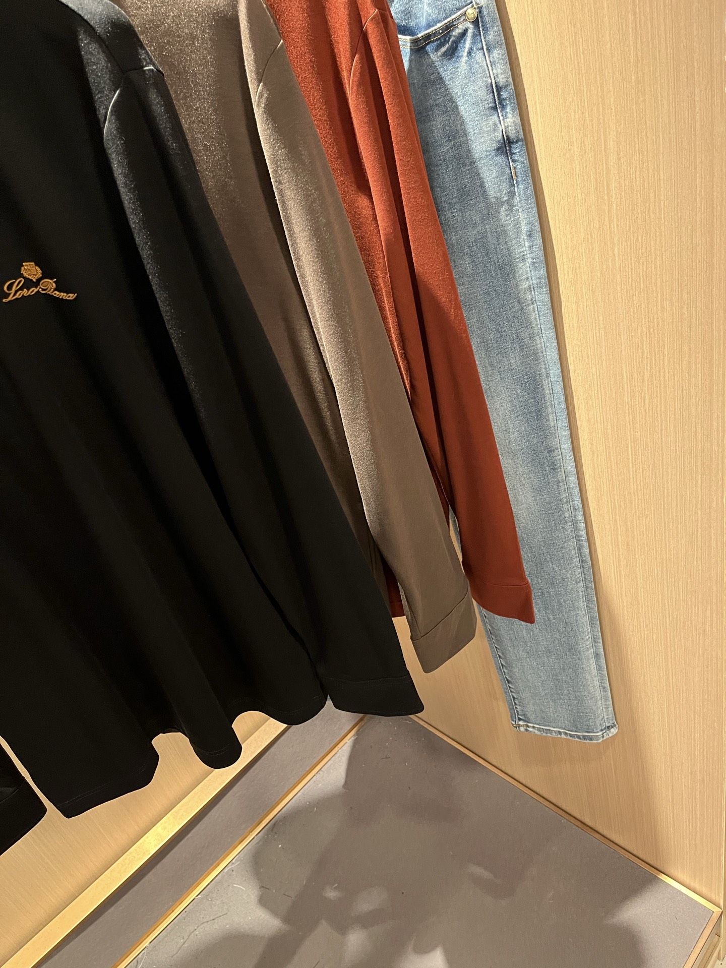  Loro Piana诺悠翩雅 2025秋冬男士翻领长袖Polo衫，最新的贸易订单，全品相！！网红款！上