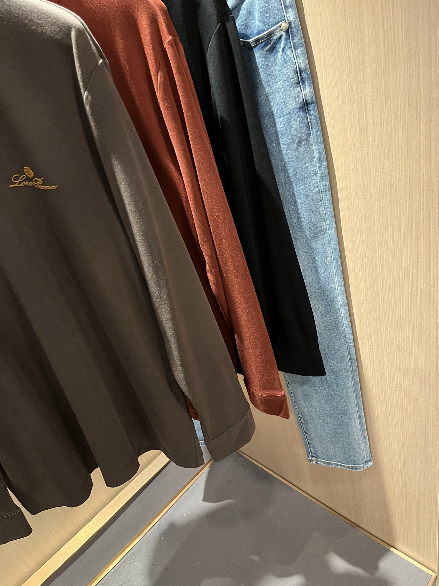  Loro Piana诺悠翩雅 2025秋冬男士翻领长袖Polo衫，最新的贸易订单，全品相！！网红款！上