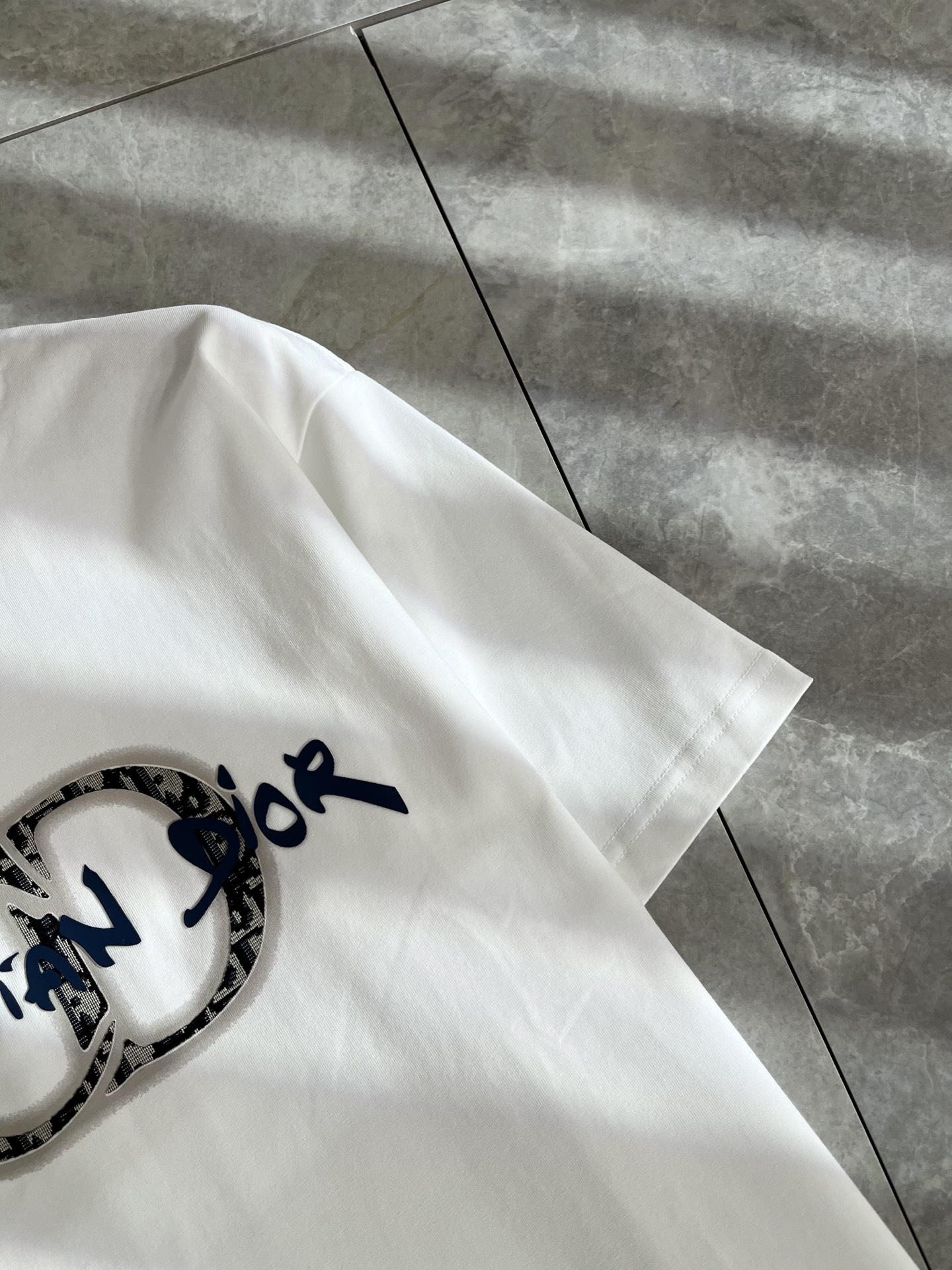  Dio*迪家 2025春夏新款男女同款👫短袖T恤，专柜同步发售！定制专属260克纯棉面料，定制原版工艺