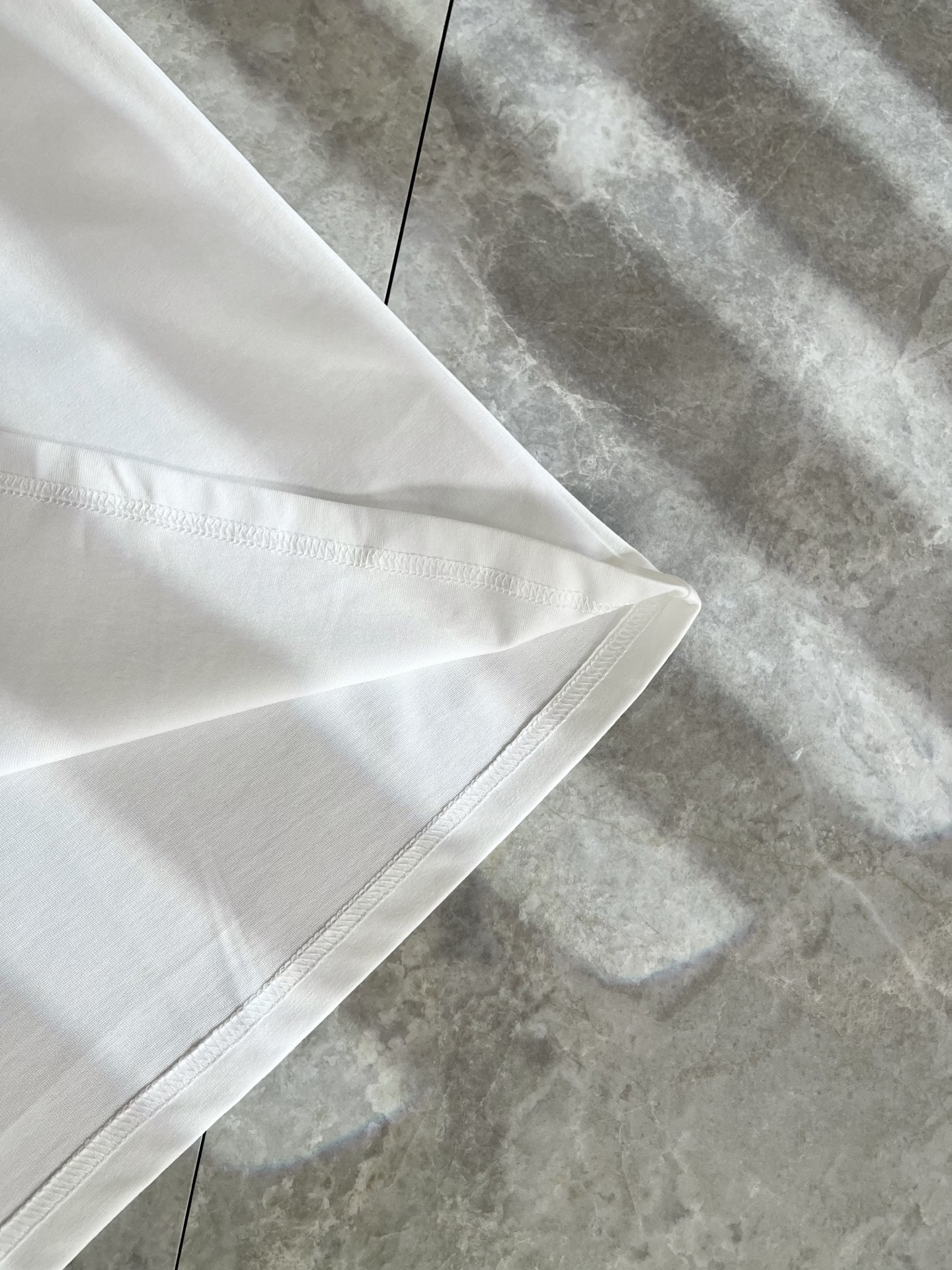  Dio*迪家 2025春夏新款男女同款👫短袖T恤，专柜同步发售！定制专属260克纯棉面料，定制原版工艺