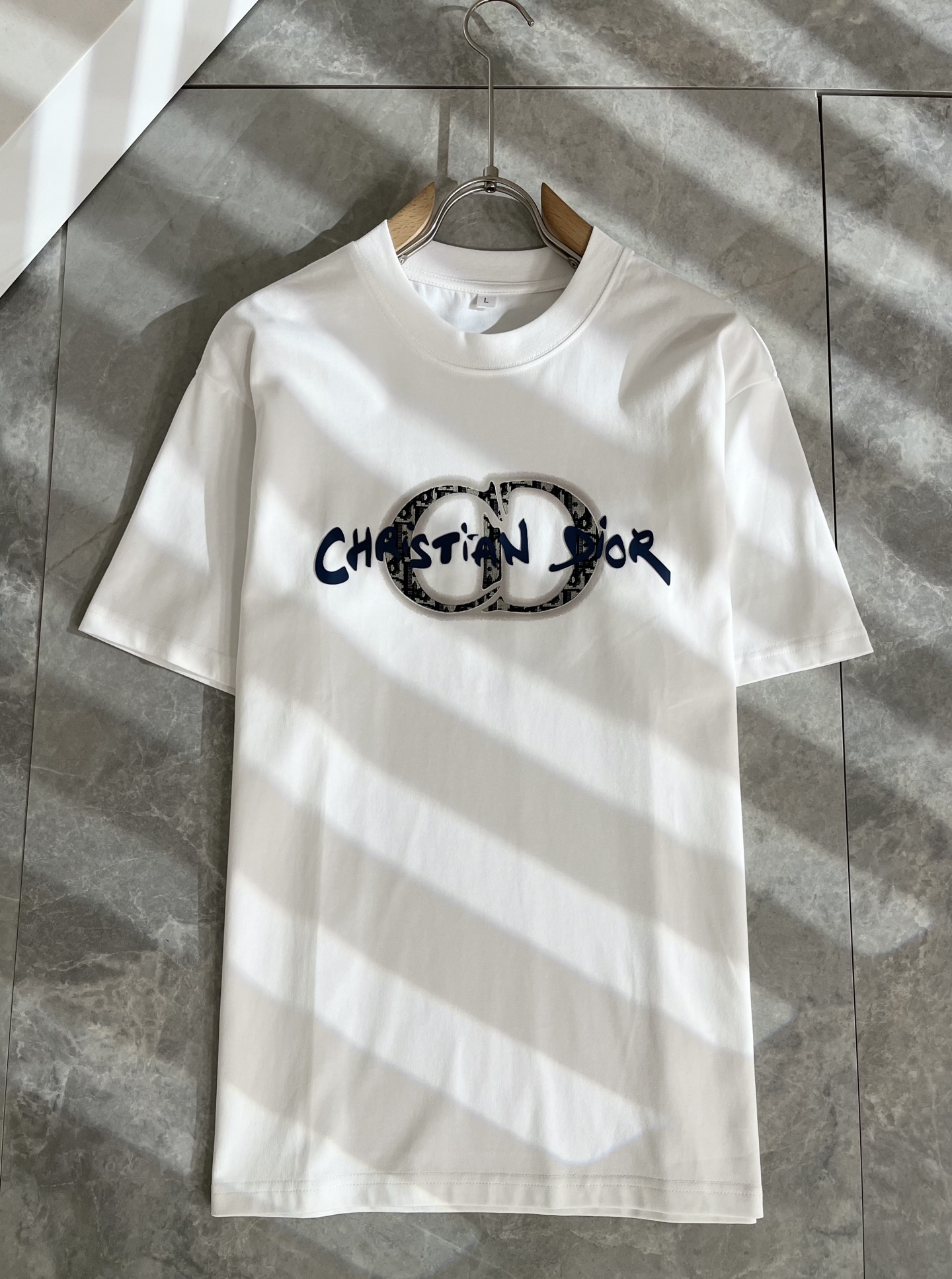  Dio*迪家 2025春夏新款男女同款👫短袖T恤，专柜同步发售！定制专属260克纯棉面料，定制原版工艺