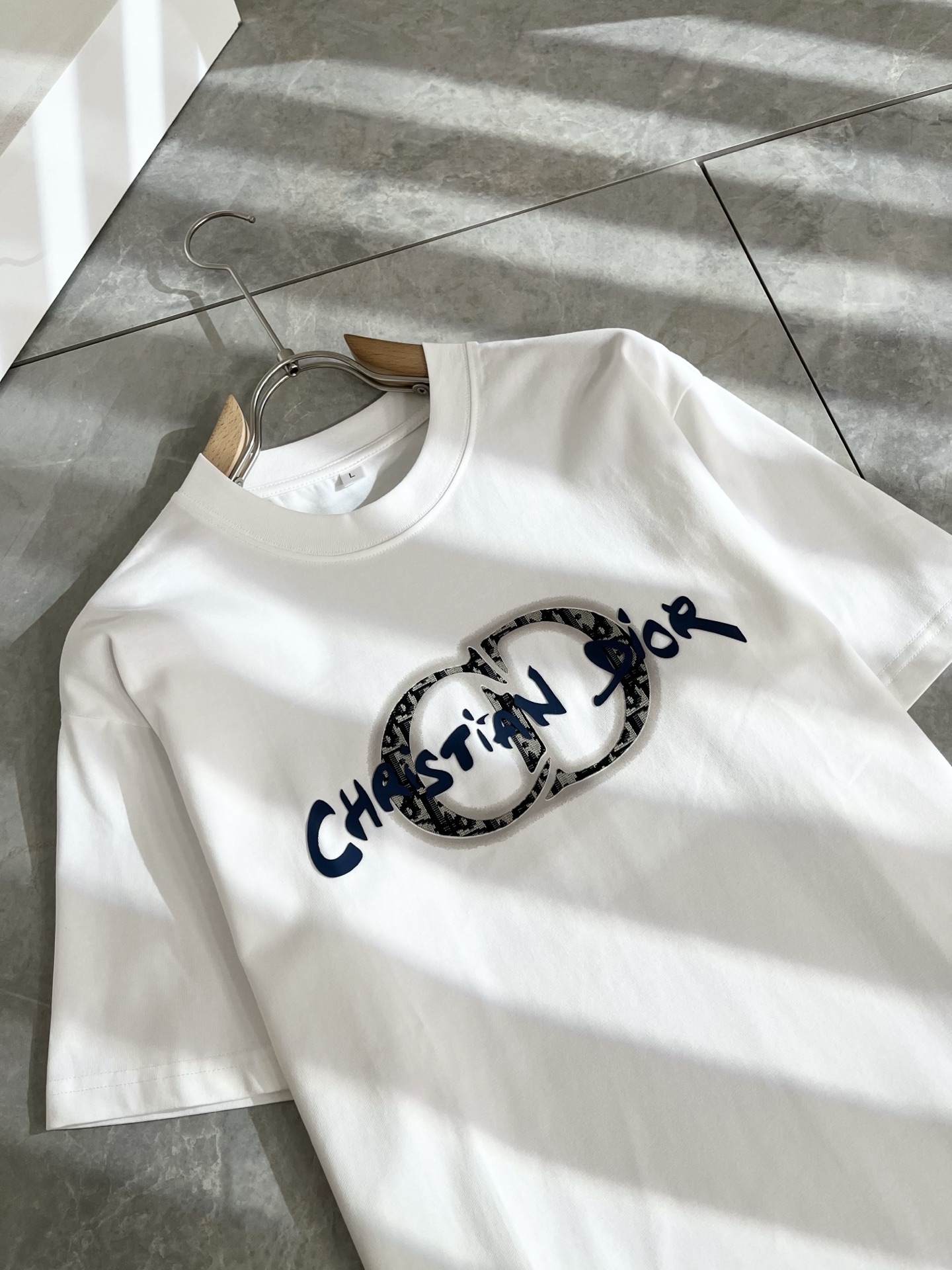  Dio*迪家 2025春夏新款男女同款👫短袖T恤，专柜同步发售！定制专属260克纯棉面料，定制原版工艺