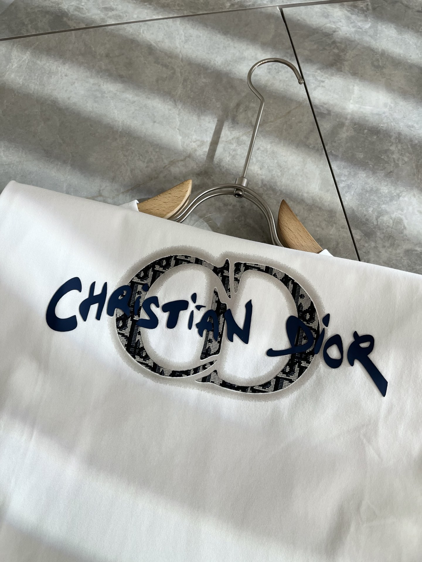  Dio*迪家 2025春夏新款男女同款👫短袖T恤，专柜同步发售！定制专属260克纯棉面料，定制原版工艺