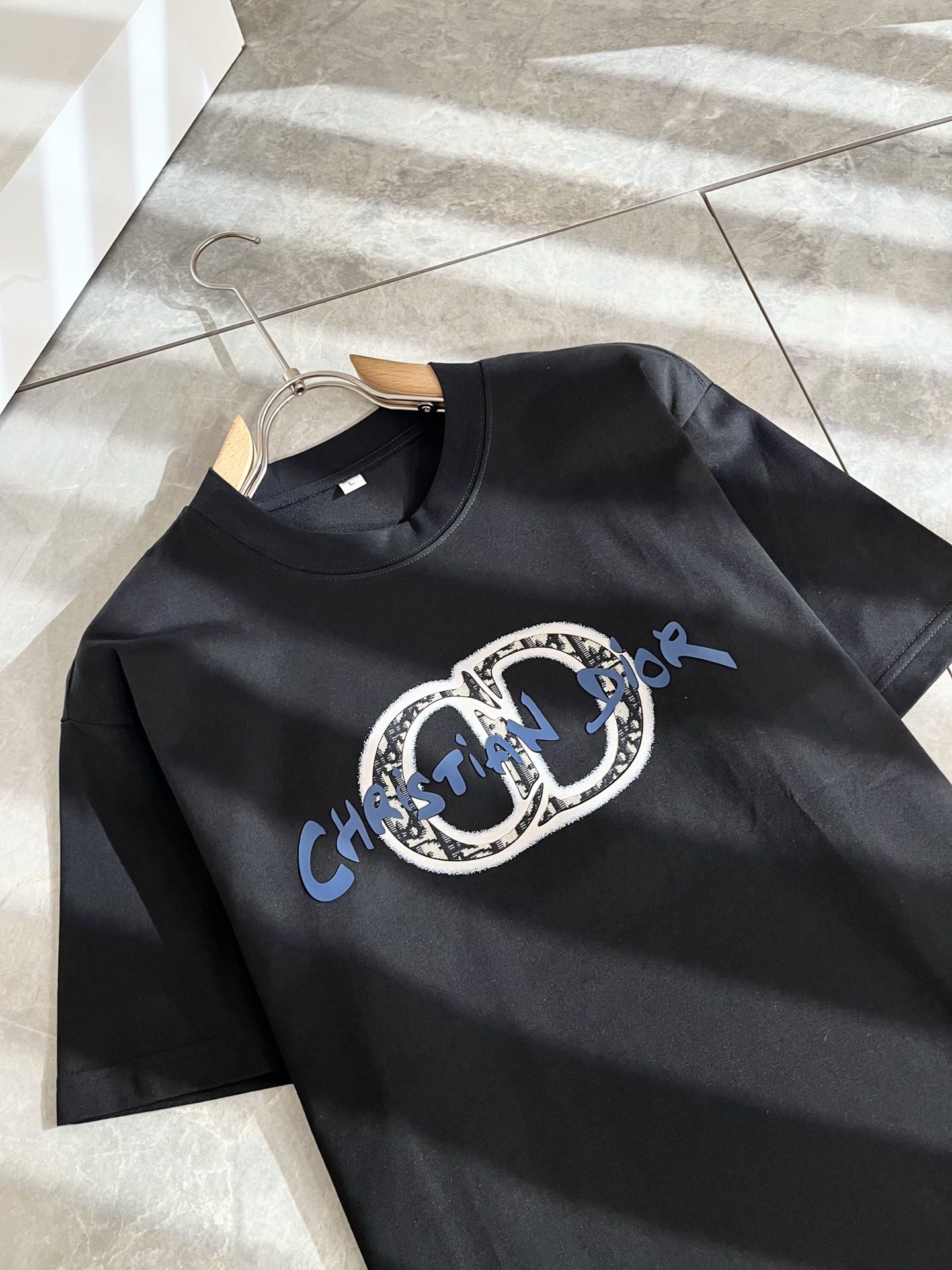  Dio*迪家 2025春夏新款男女同款👫短袖T恤，专柜同步发售！定制专属260克纯棉面料，定制原版工艺