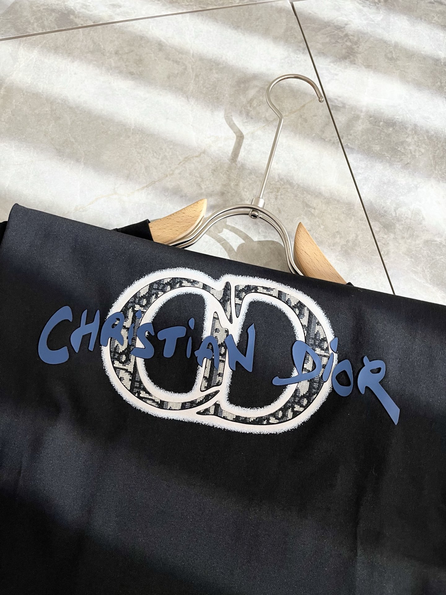  Dio*迪家 2025春夏新款男女同款👫短袖T恤，专柜同步发售！定制专属260克纯棉面料，定制原版工艺