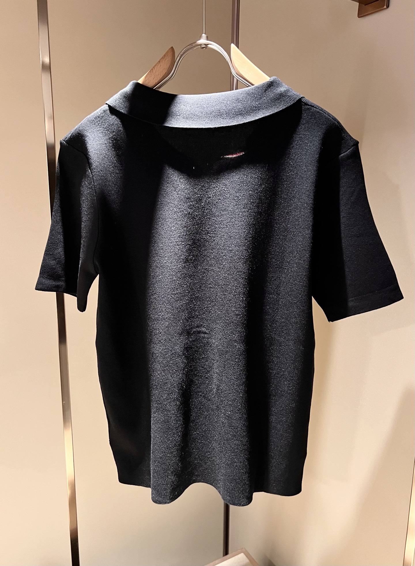 ThomBrow*e汤姆*朗 ~2025春夏新款短袖伊力特针织面料！官网同步有售，独特设计魅力，非常高端