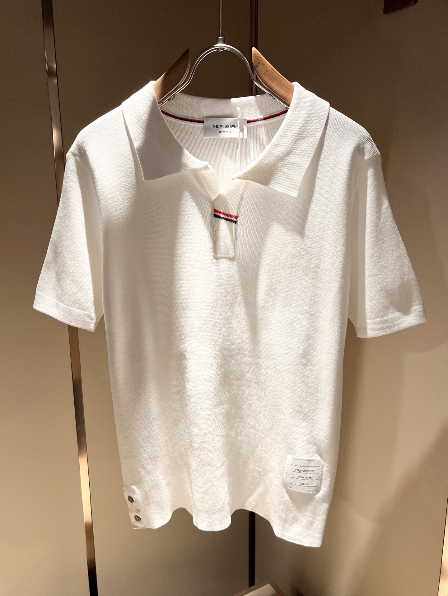 ThomBrow*e汤姆*朗 ~2025春夏新款短袖伊力特针织面料！官网同步有售，独特设计魅力，非常高端