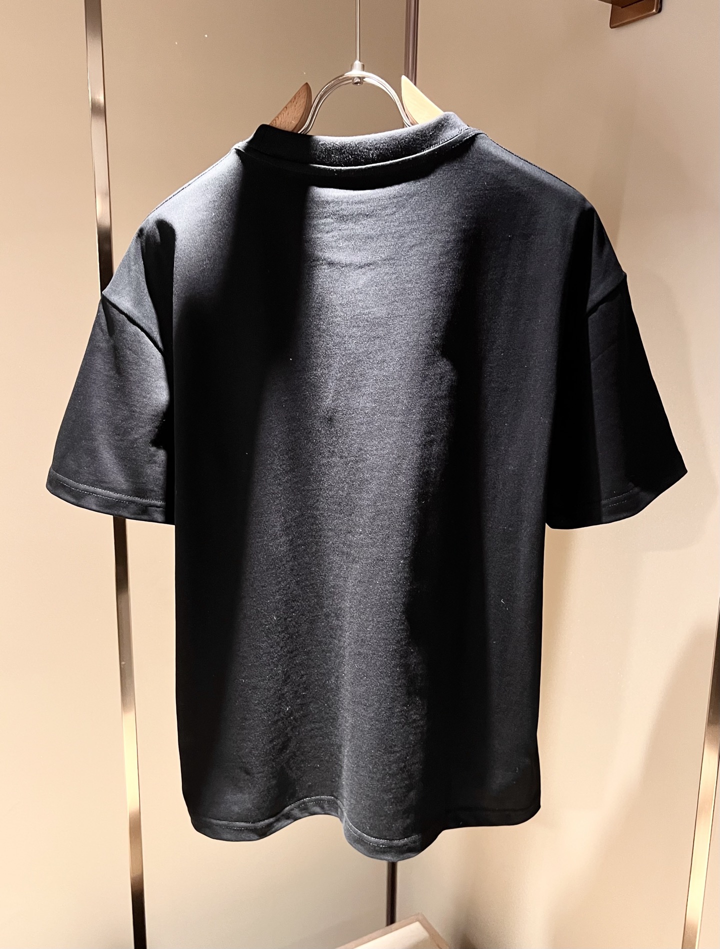    BALENCI*GA巴黎*家 2025春夏新款男女同款👫短袖T恤！走秀图案印花时尚休闲短袖T恤衫！