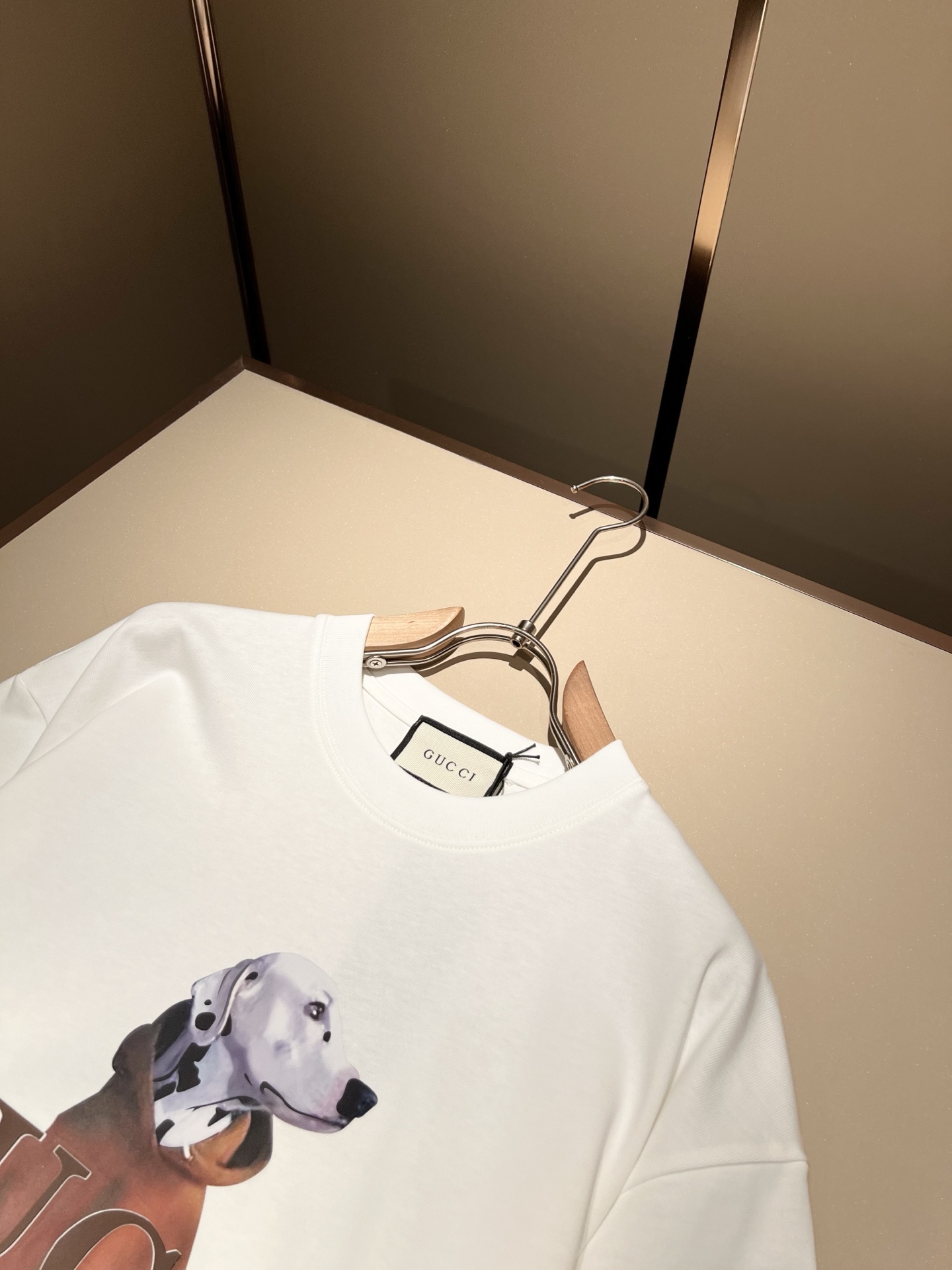    Gucc*古家 2025春夏新款男女同情侣款👫休闲宽松棉质圆领短袖T恤衫！贸易公司渠道稀出，同步官