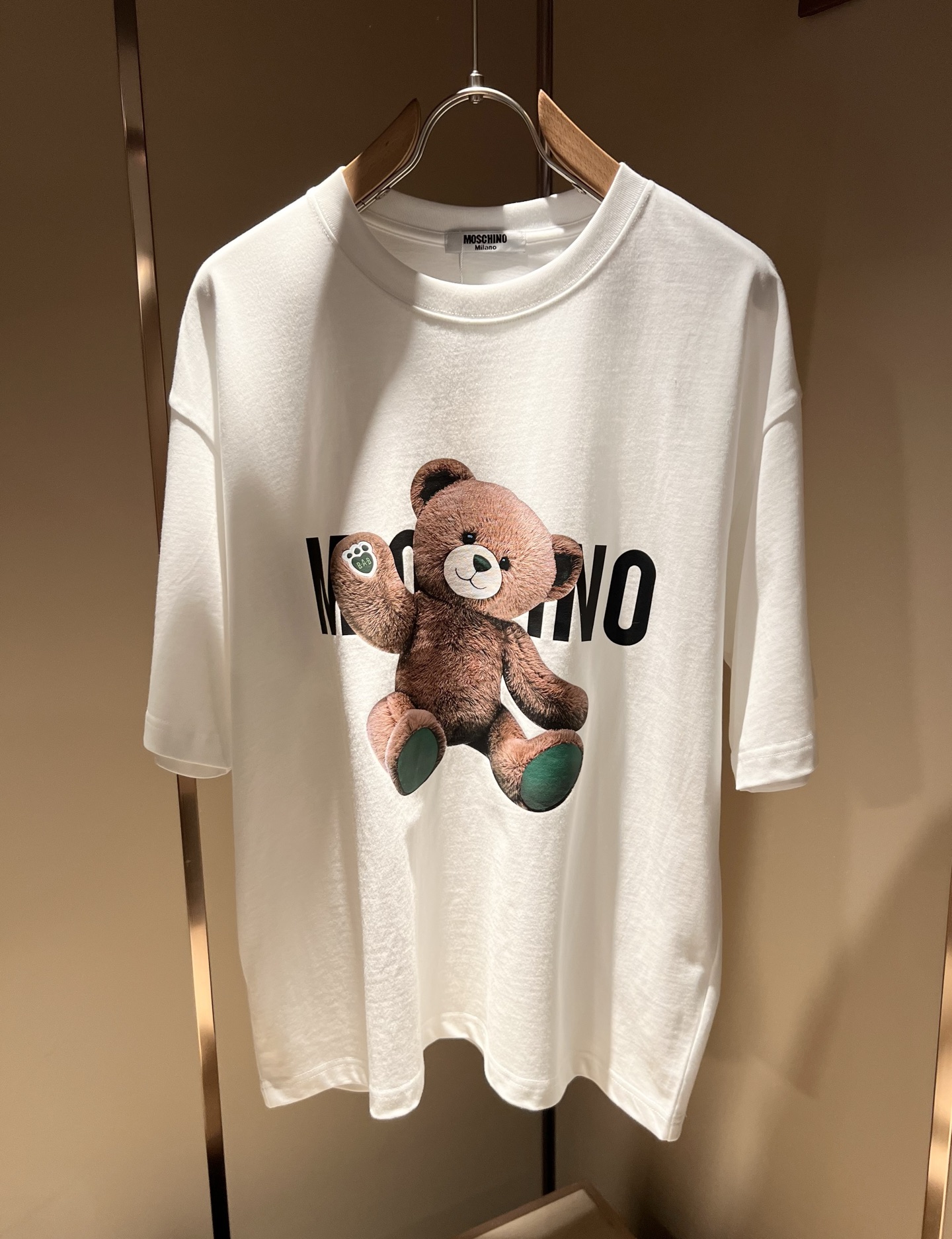  Mosch*ino莫斯*诺2025 春夏新款男女同款👫短袖T恤，！！超多明星网红喜爱，宽松版型，男女同