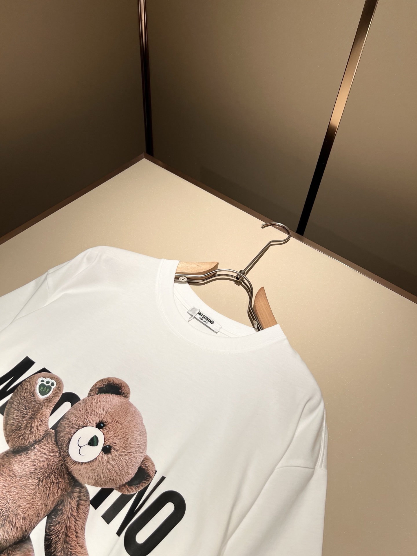  Mosch*ino莫斯*诺2025 春夏新款男女同款👫短袖T恤，！！超多明星网红喜爱，宽松版型，男女同