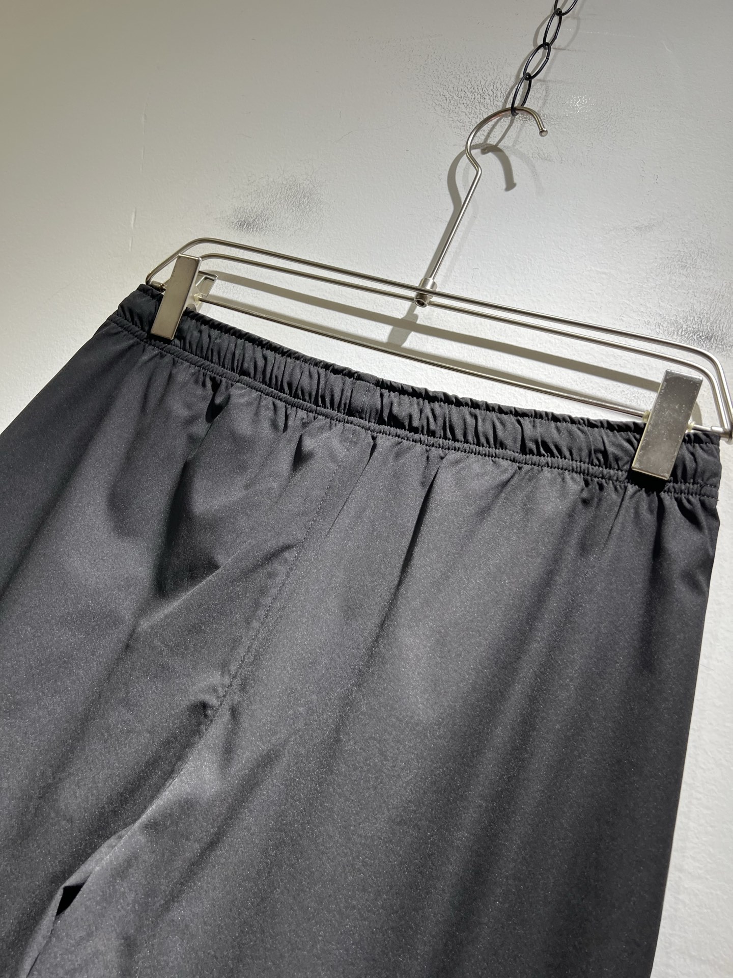  LO*WE/罗*威2025秋冬新品男士时装款高端休闲短裤，香港洋行渠道货，日本原厂出品，纯血统品质，完