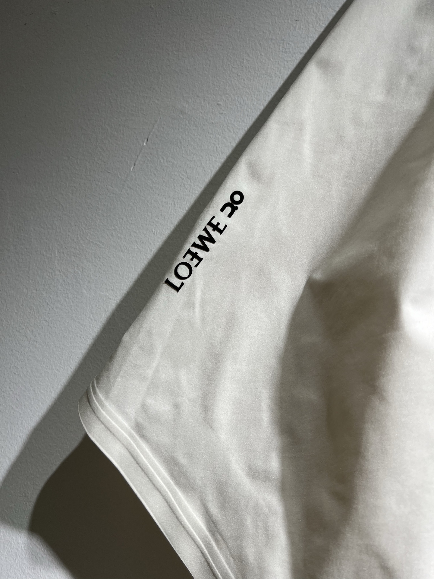  LO*WE/罗*威2025秋冬新品男士时装款高端休闲短裤，香港洋行渠道货，日本原厂出品，纯血统品质，完