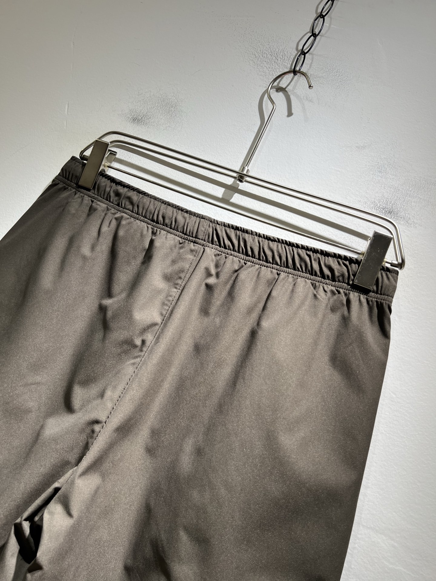  LO*WE/罗*威2025秋冬新品男士时装款高端休闲短裤，香港洋行渠道货，日本原厂出品，纯血统品质，完