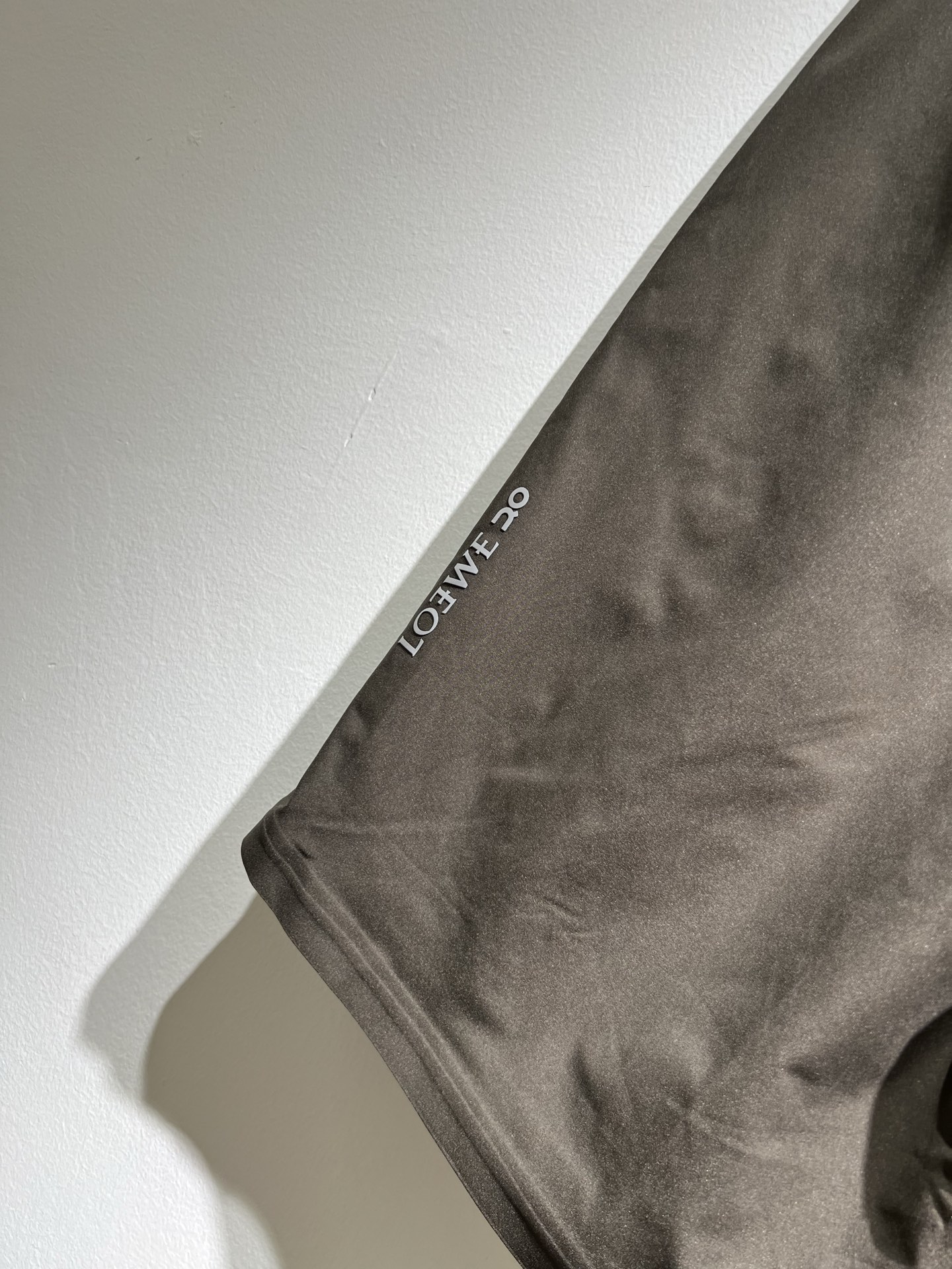  LO*WE/罗*威2025秋冬新品男士时装款高端休闲短裤，香港洋行渠道货，日本原厂出品，纯血统品质，完