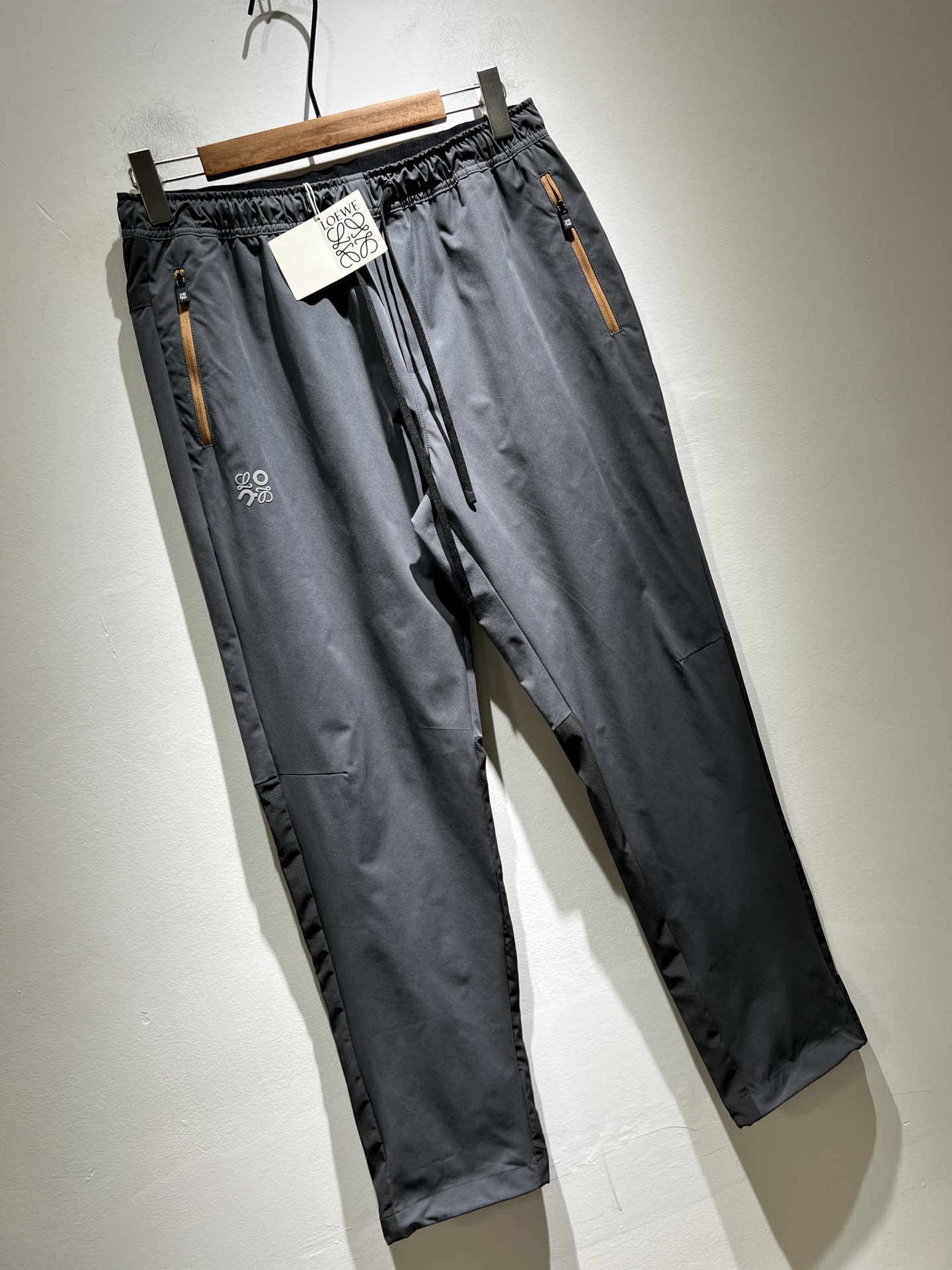  LO*WE/罗*威2025秋冬新品男士时装款高端休闲裤，香港洋行渠道货，日本原厂出品，纯血统品质，完美
