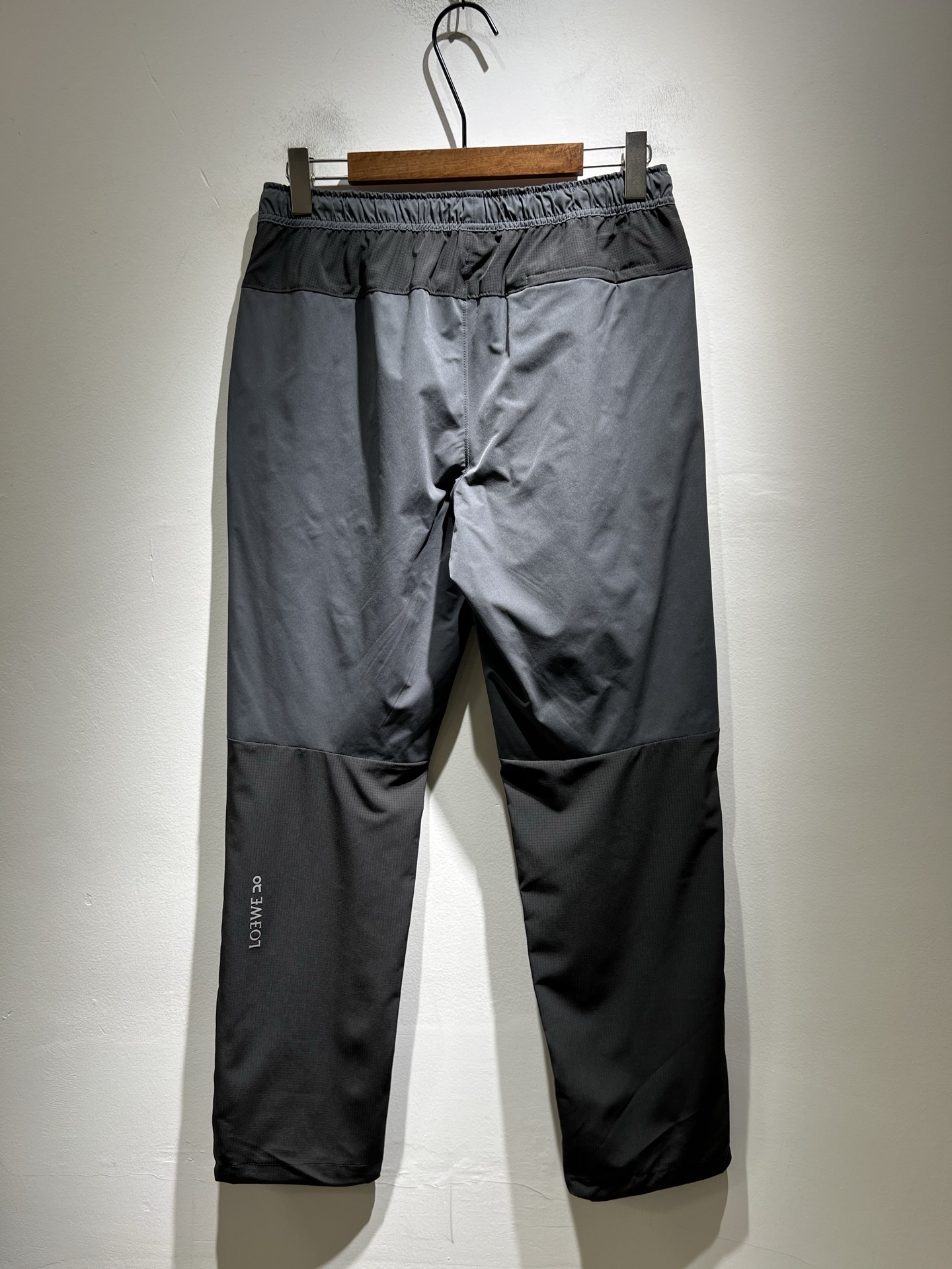  LO*WE/罗*威2025秋冬新品男士时装款高端休闲裤，香港洋行渠道货，日本原厂出品，纯血统品质，完美