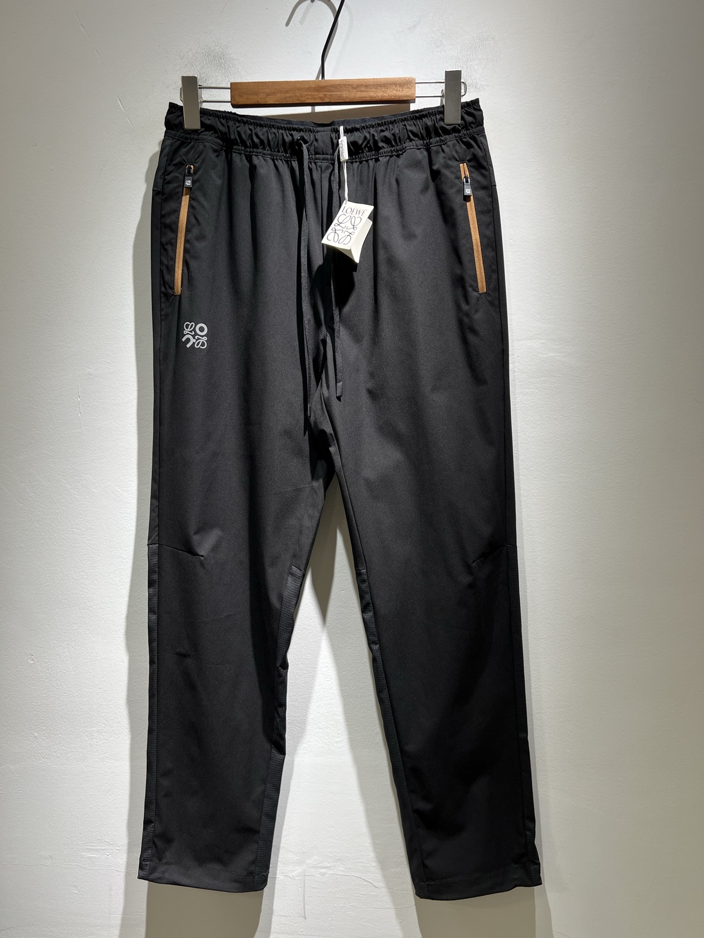  LO*WE/罗*威2025秋冬新品男士时装款高端休闲裤，香港洋行渠道货，日本原厂出品，纯血统品质，完美
