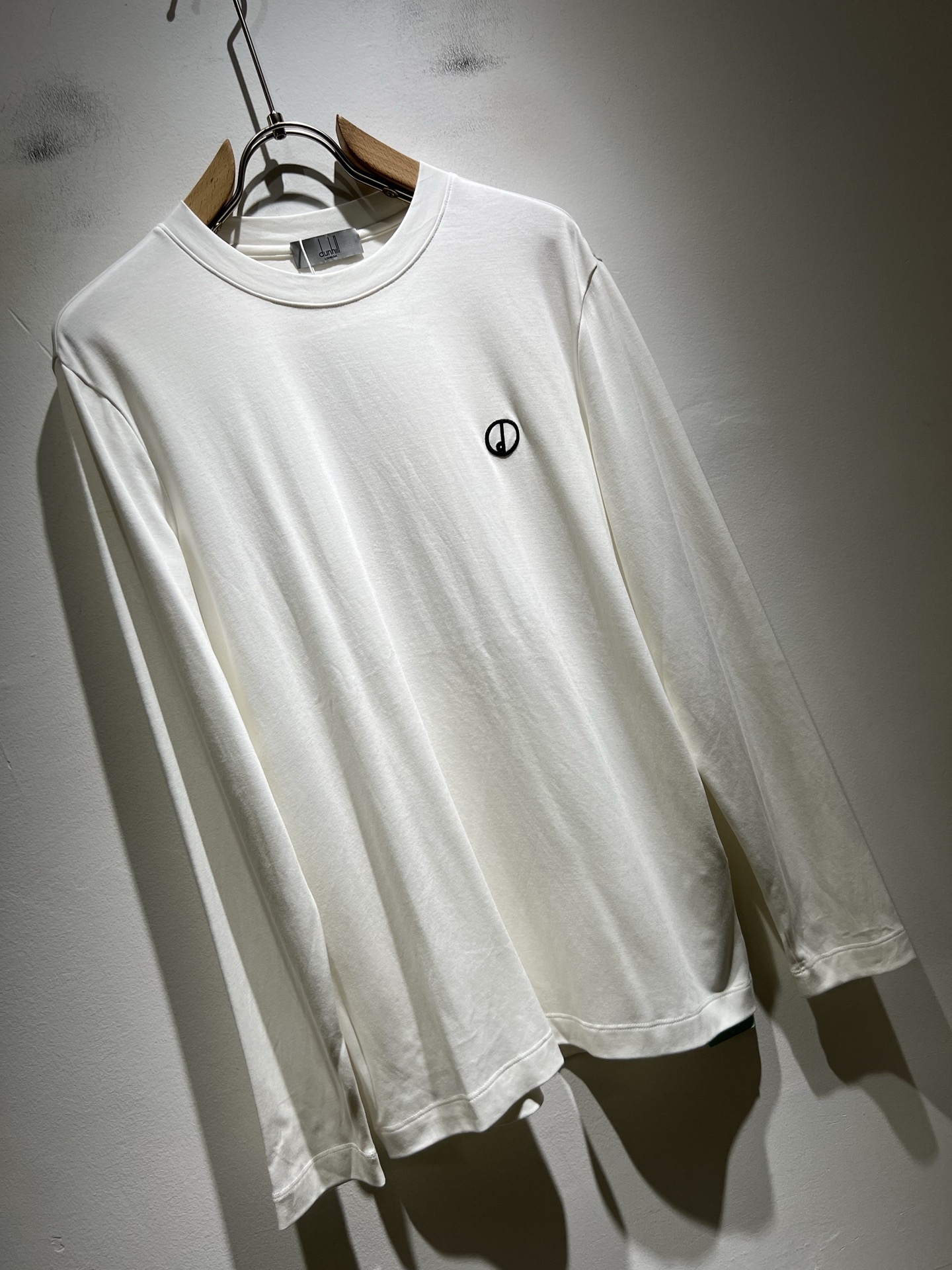  dunhill 喜登路2025秋冬新品男士休闲长袖打底衫，外贸公司订单！经典的专有织物之一！ 胸前lo