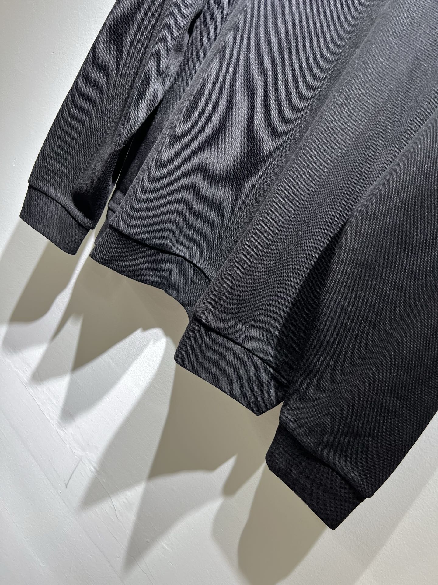  dunhill 喜登路2025秋冬新品男士休闲长袖Polo衫，外贸公司订单！经典的专有织物之一！ 胸前