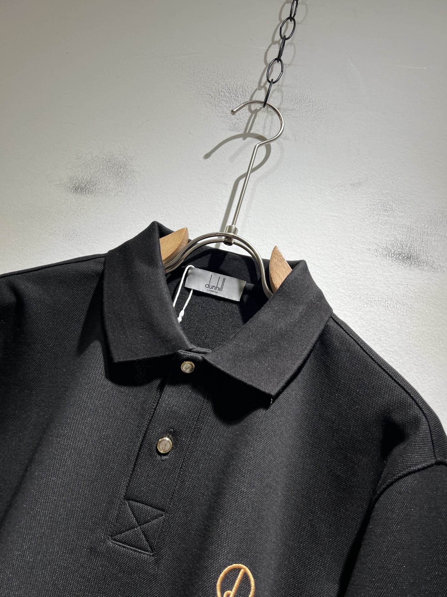  dunhill 喜登路2025秋冬新品男士休闲长袖Polo衫，外贸公司订单！经典的专有织物之一！ 胸前