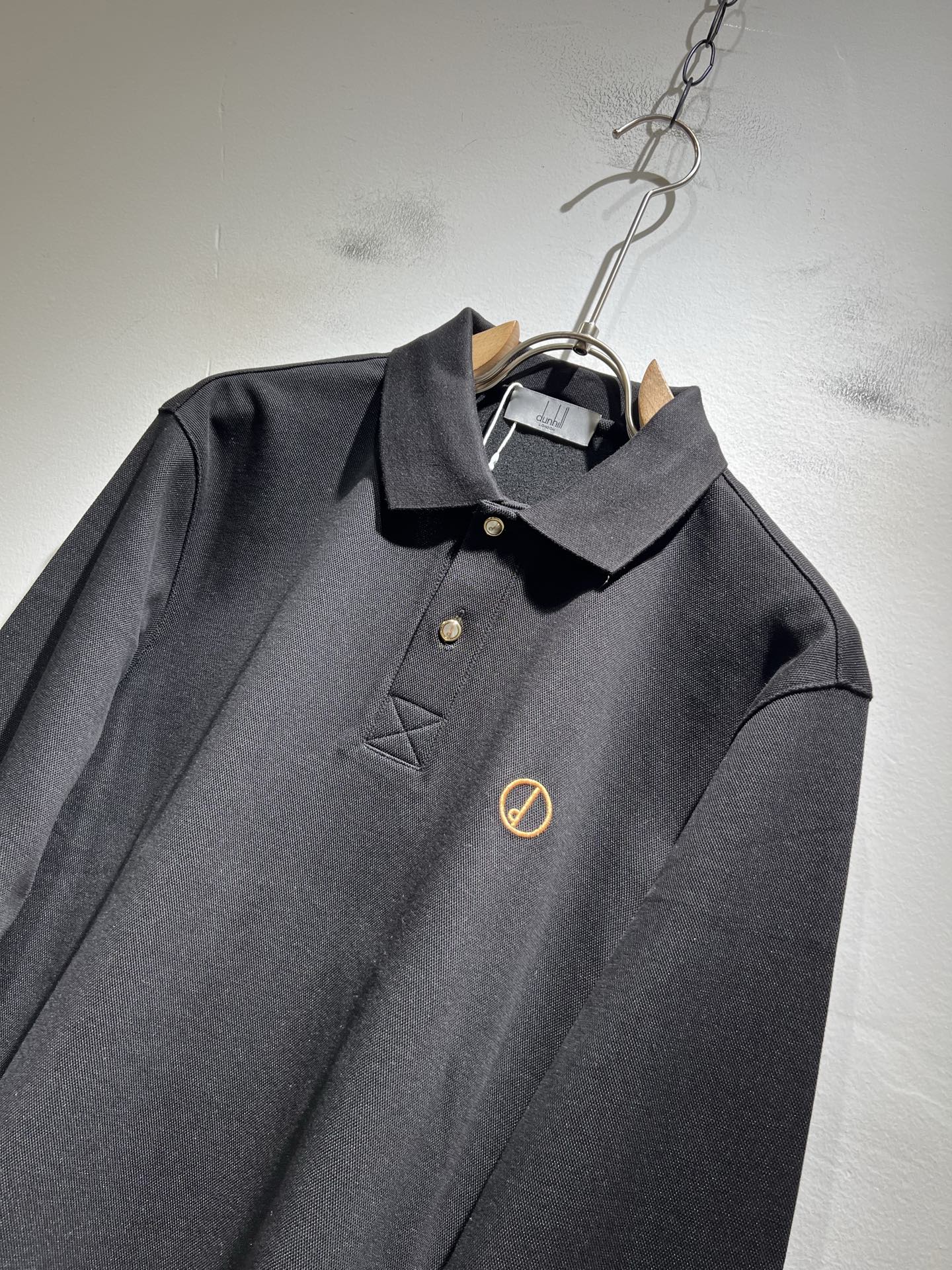  dunhill 喜登路2025秋冬新品男士休闲长袖Polo衫，外贸公司订单！经典的专有织物之一！ 胸前