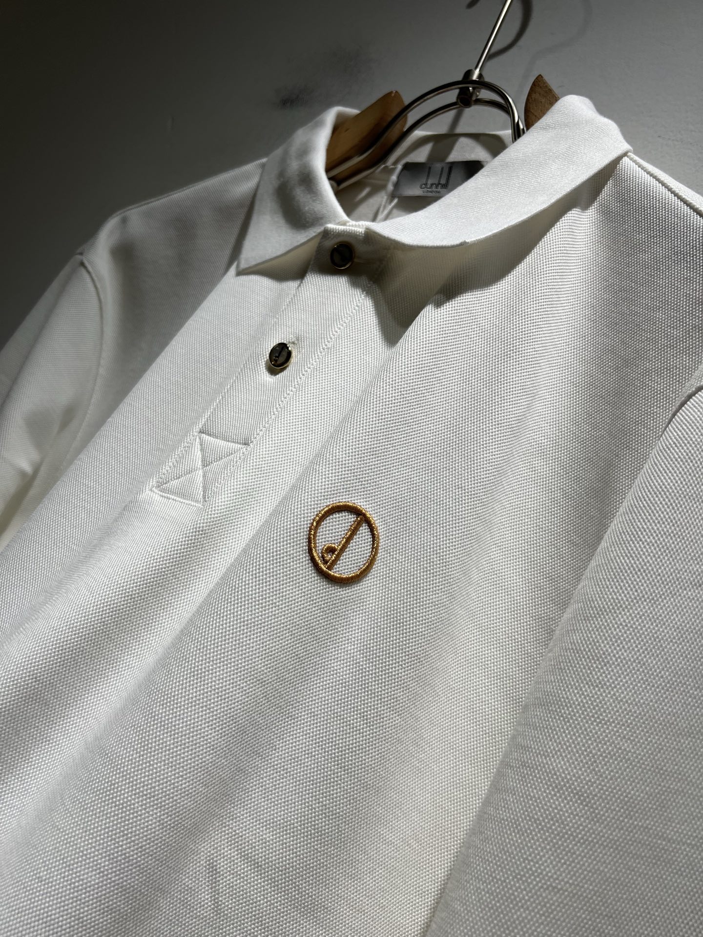  dunhill 喜登路2025秋冬新品男士休闲长袖Polo衫，外贸公司订单！经典的专有织物之一！ 胸前