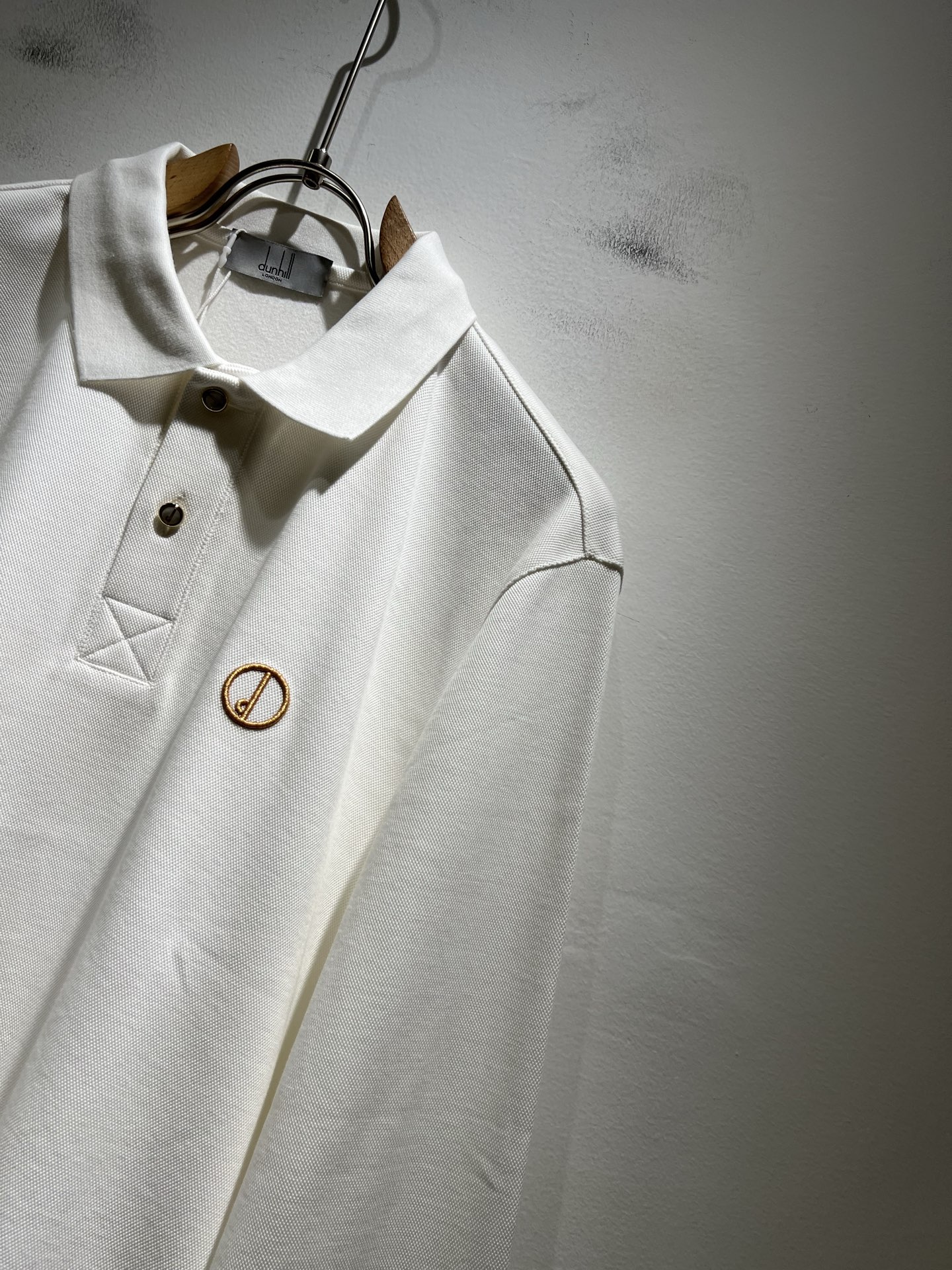  dunhill 喜登路2025秋冬新品男士休闲长袖Polo衫，外贸公司订单！经典的专有织物之一！ 胸前