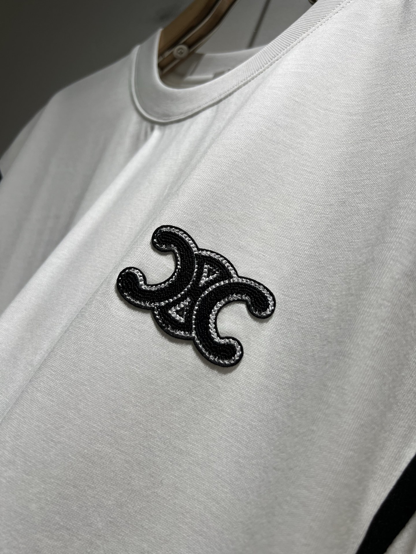  CELIN*瑟琳 2025春夏新款时尚休闲圆领短袖T恤，经典男女同款情侣👫短袖T恤衫！贸易公司渠道稀出