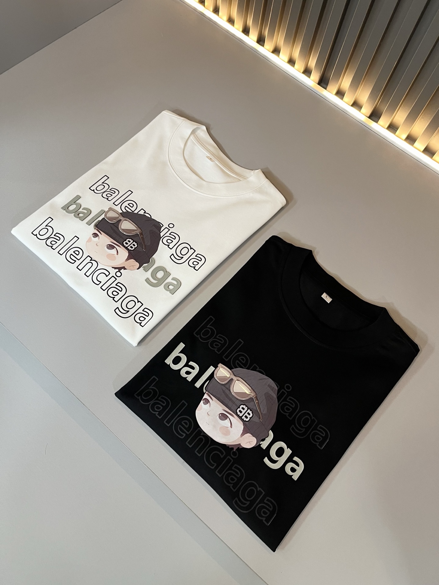 BALENCI*GA巴黎*家 2025春夏新款男女同款👫短袖T恤！走秀图案印花时尚休闲短袖T恤衫！设计l