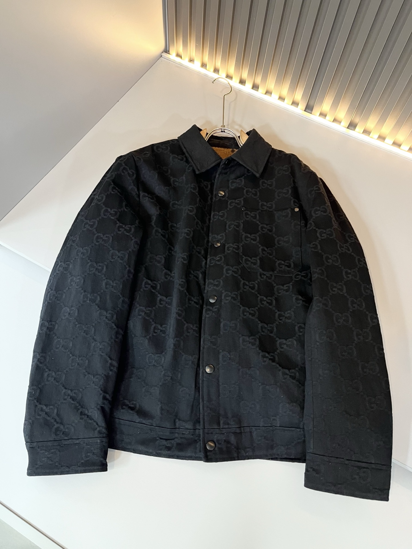 Gucc*古家 2025秋冬最新系列！男女同款👫牛仔夹克外套，贸易公司渠道稀出，同步官网发售 ！ 新时尚