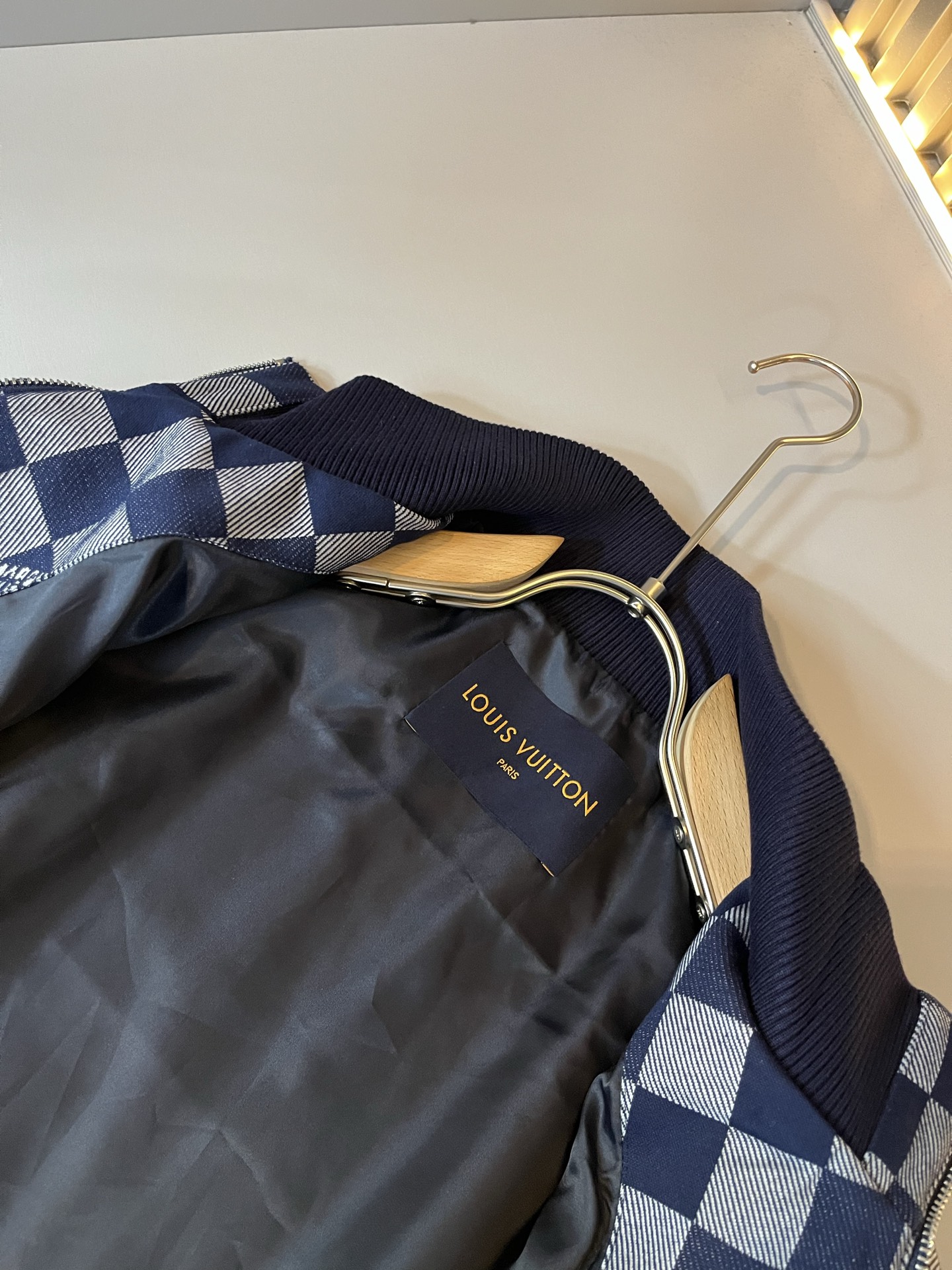 Louis Vuit*on 路易*登 2025秋冬新款轻奢男女同款👫夹克外套，路易家族的新高端，细节品质